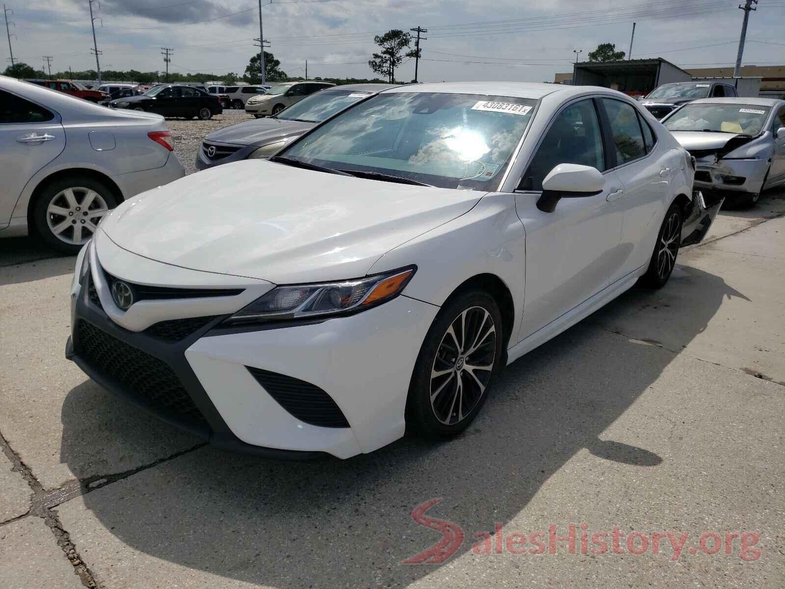 4T1B11HKXKU717952 2019 TOYOTA CAMRY