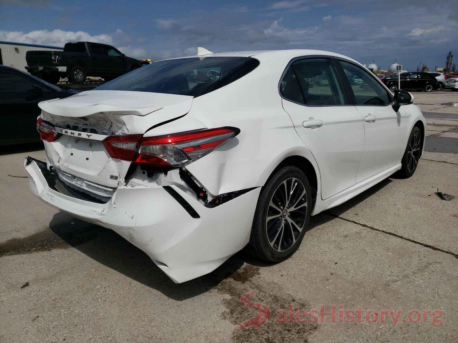 4T1B11HKXKU717952 2019 TOYOTA CAMRY