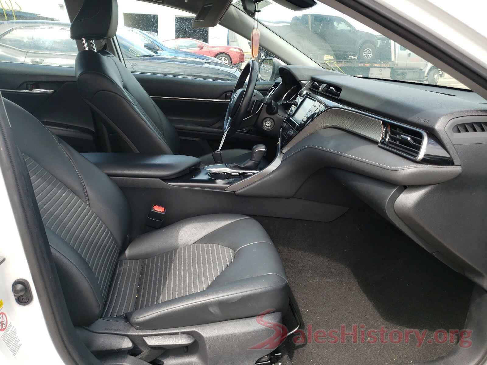 4T1B11HKXKU717952 2019 TOYOTA CAMRY