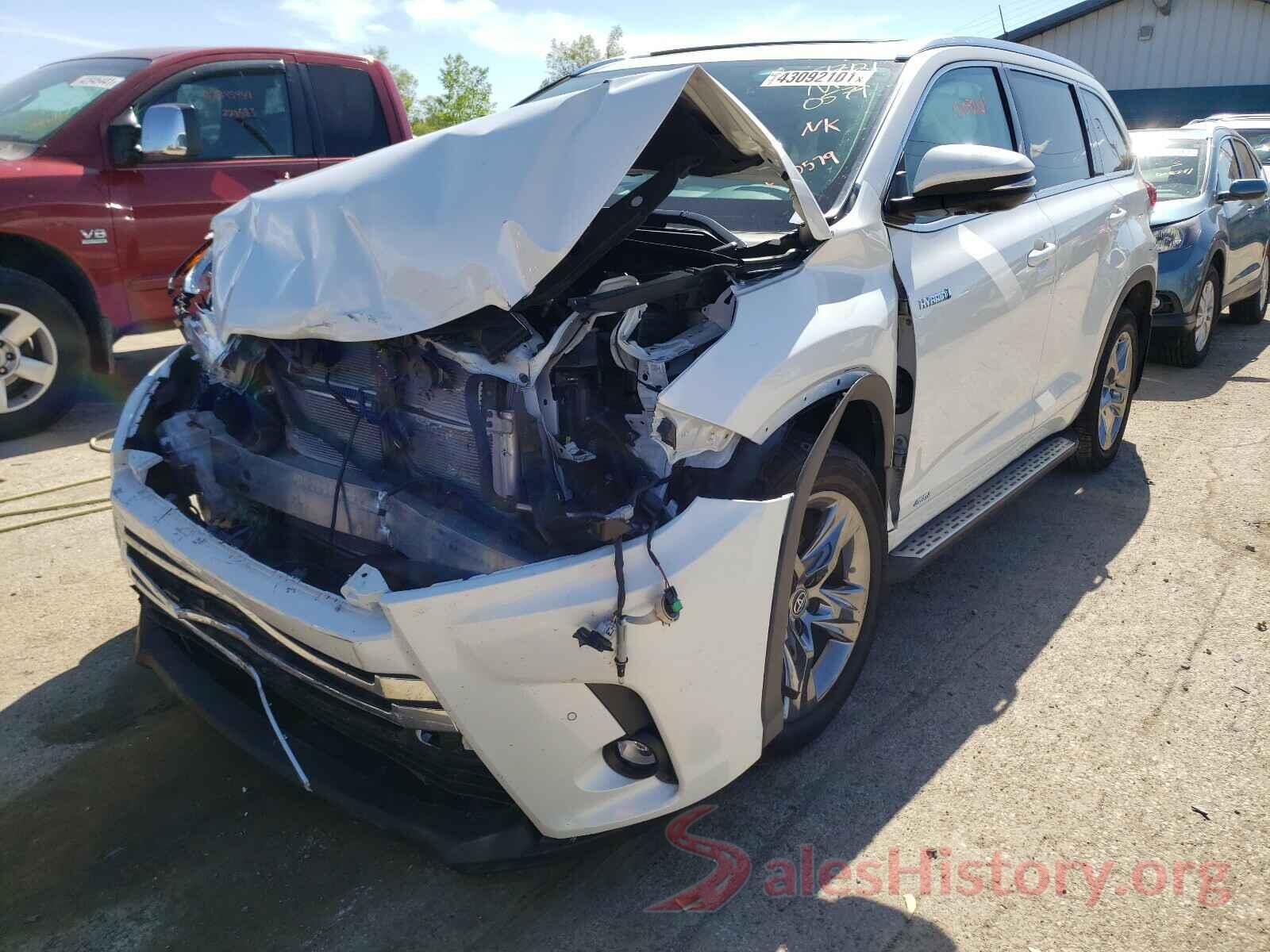 5TDDGRFH2KS070579 2019 TOYOTA HIGHLANDER