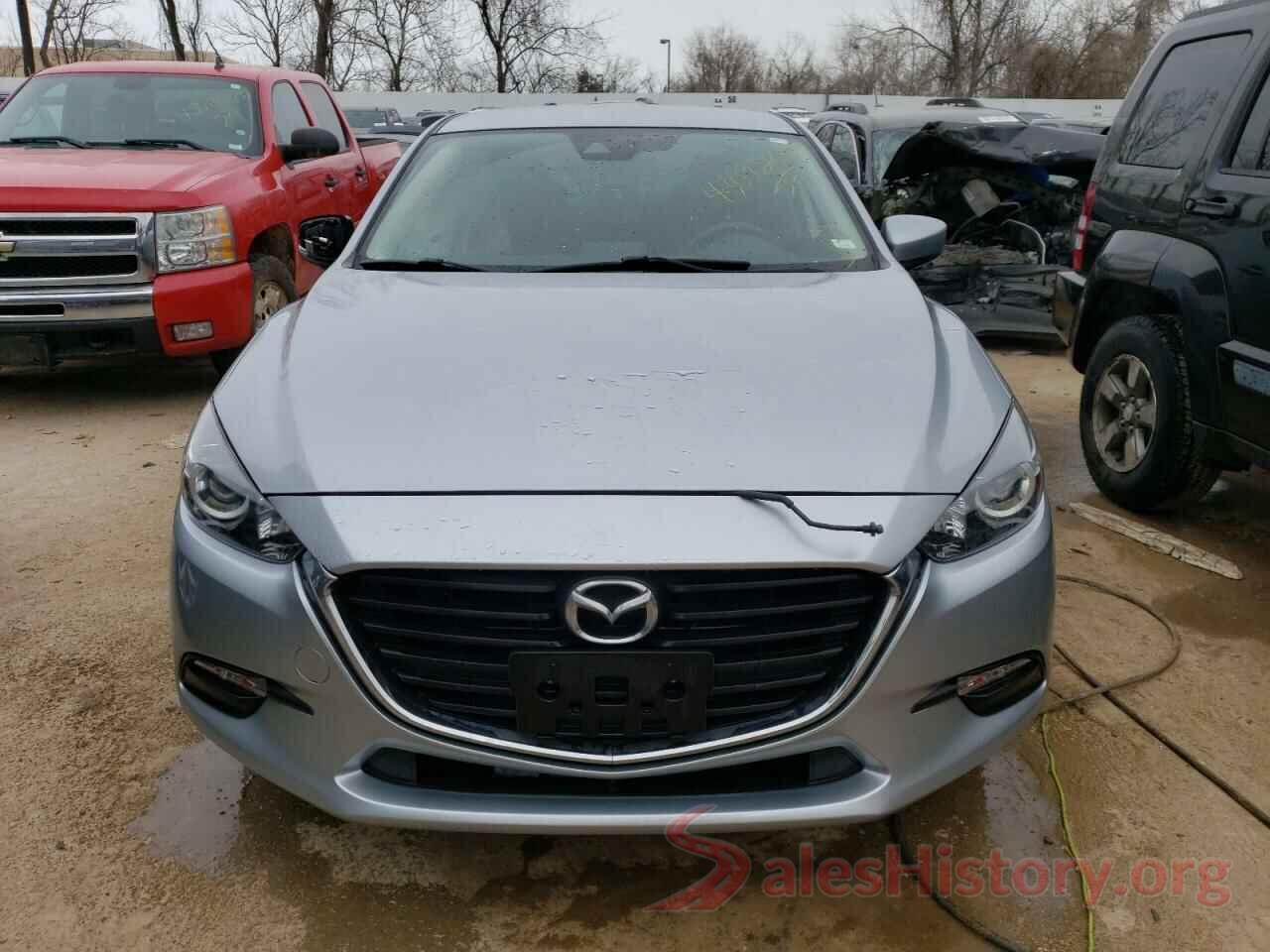 3MZBN1V30JM259991 2018 MAZDA 3