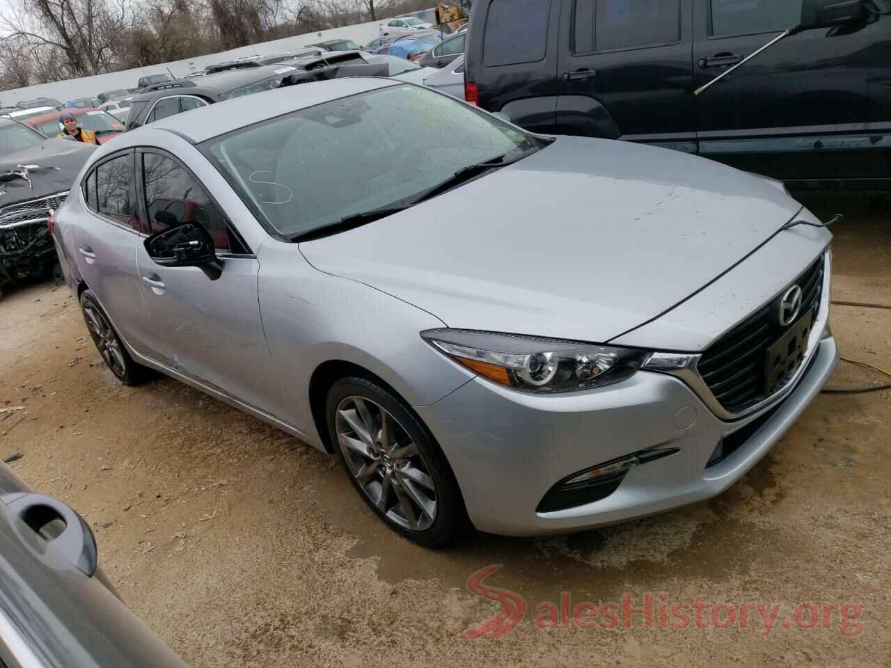 3MZBN1V30JM259991 2018 MAZDA 3