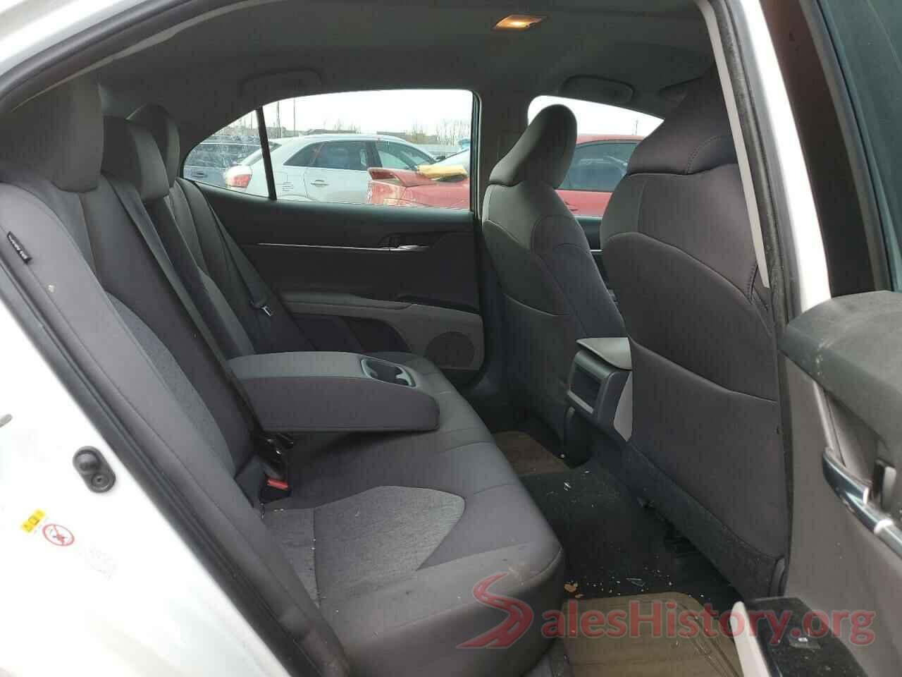 4T1B11HK7JU003808 2018 TOYOTA CAMRY