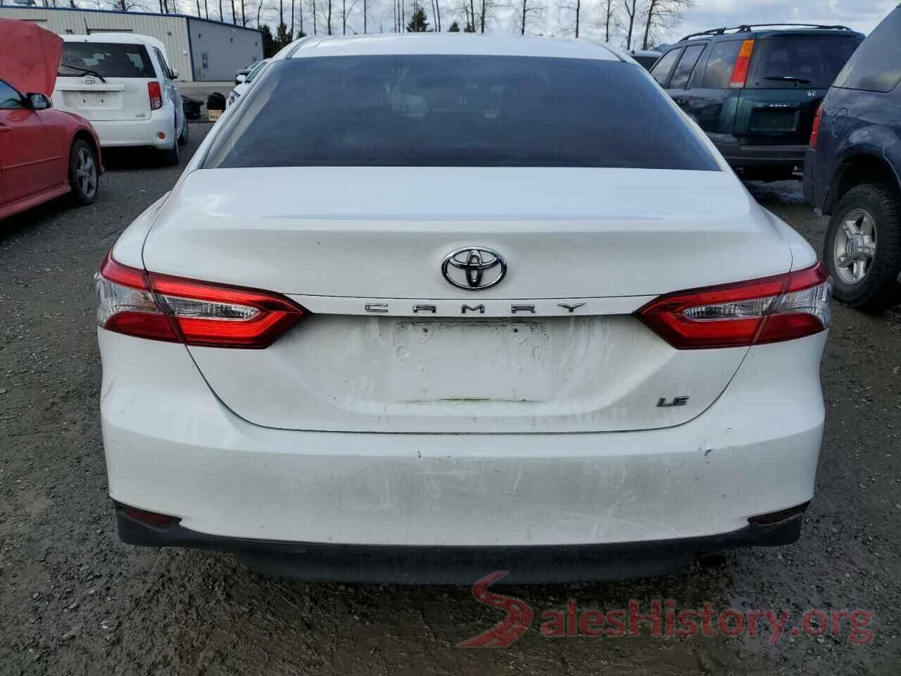 4T1B11HK7JU003808 2018 TOYOTA CAMRY