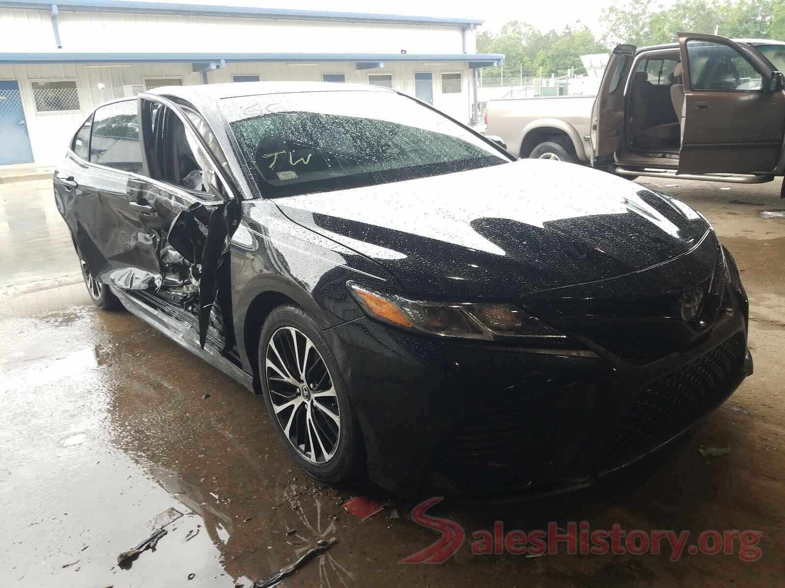 4T1B11HK6KU767330 2019 TOYOTA CAMRY