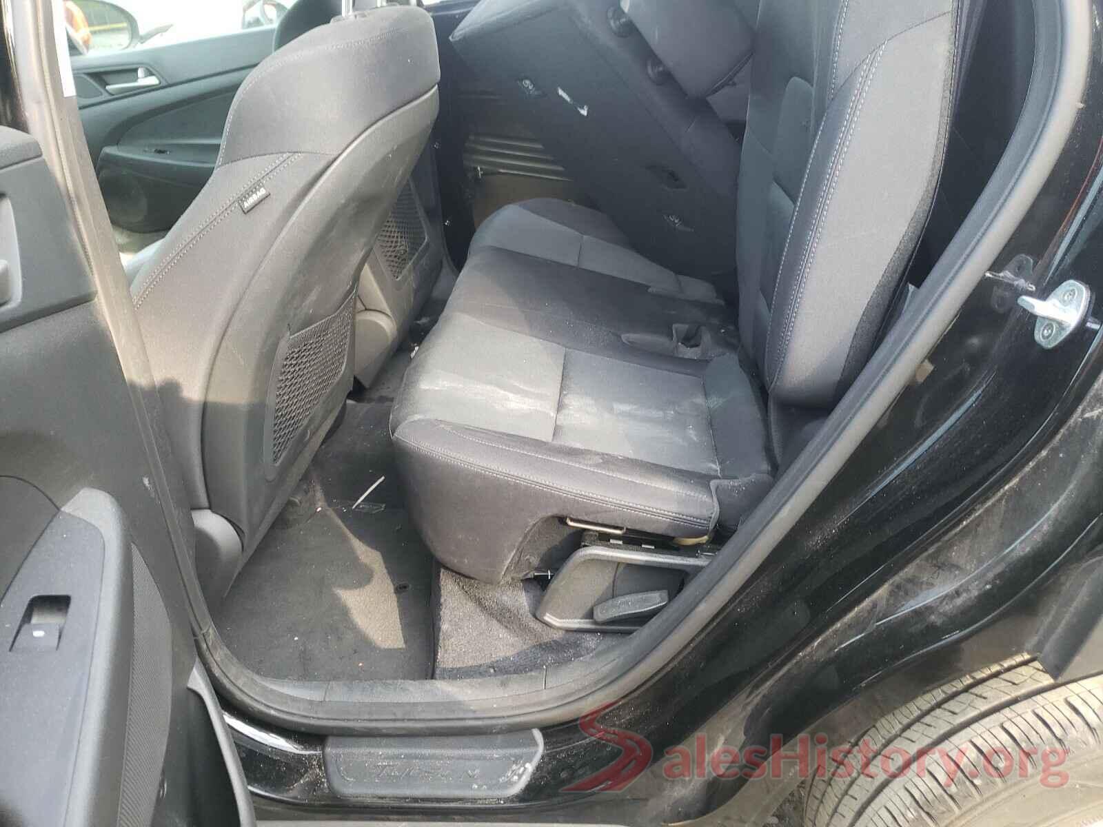 KM8J2CA44JU799580 2018 HYUNDAI TUCSON