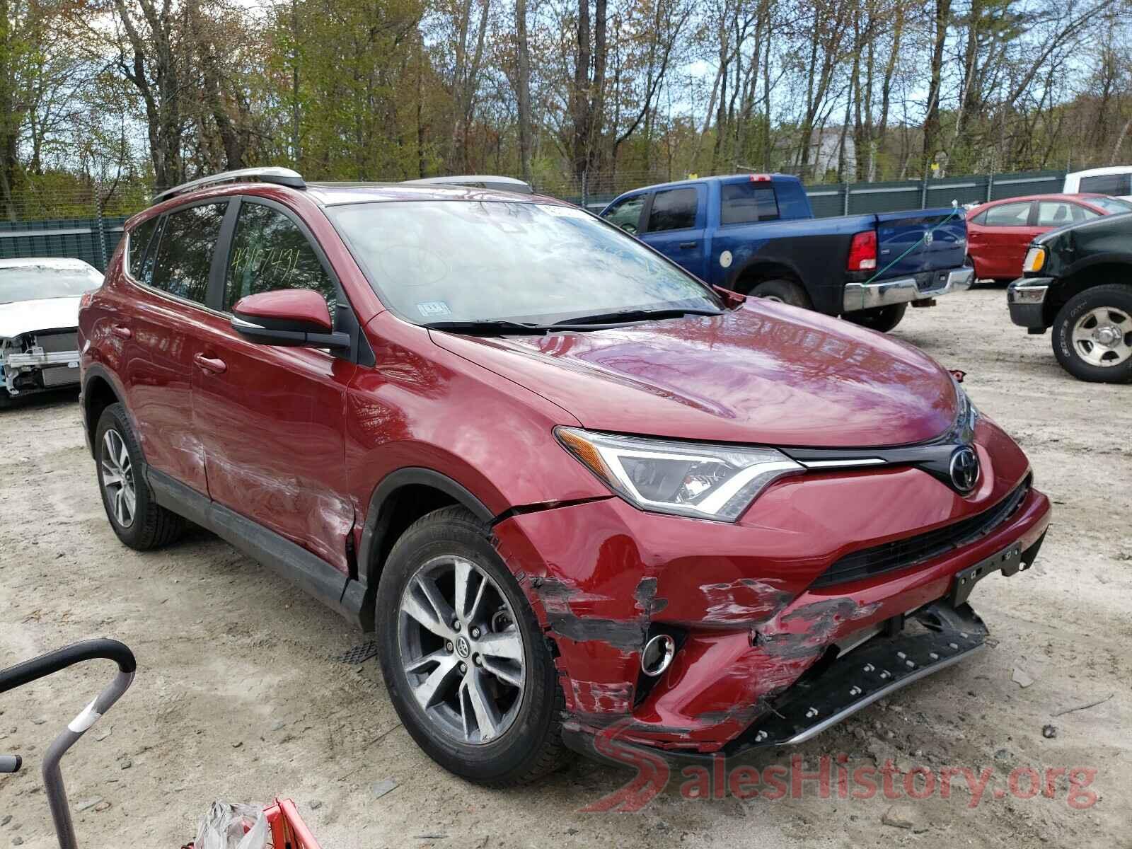 2T3RFREV1JW824469 2018 TOYOTA RAV4