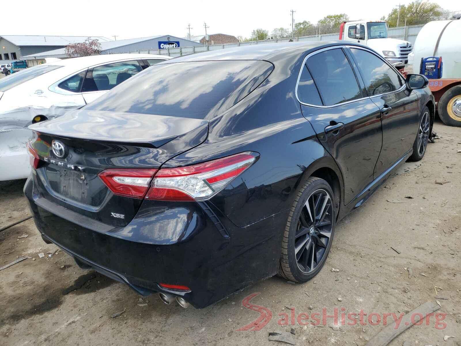 4T1B61HKXJU075944 2018 TOYOTA CAMRY