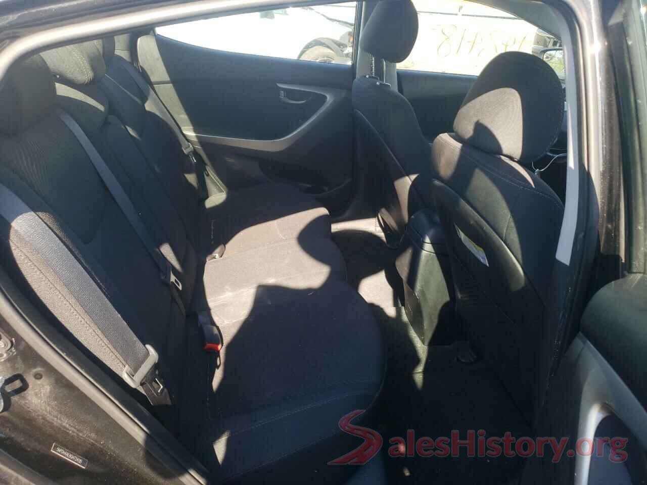 5NPDH4AE9GH724181 2016 HYUNDAI ELANTRA