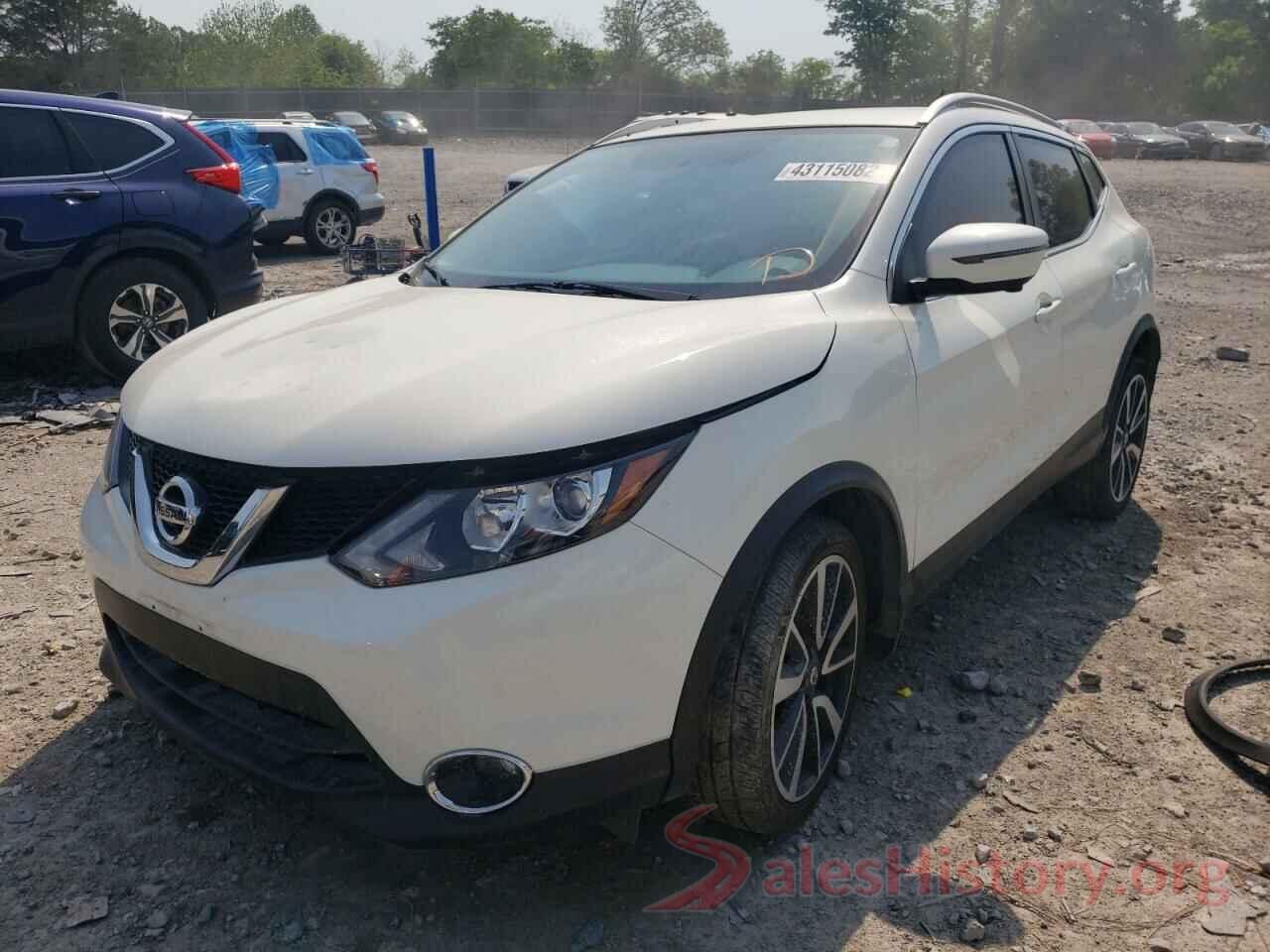 JN1BJ1CR9HW140128 2017 NISSAN ROGUE