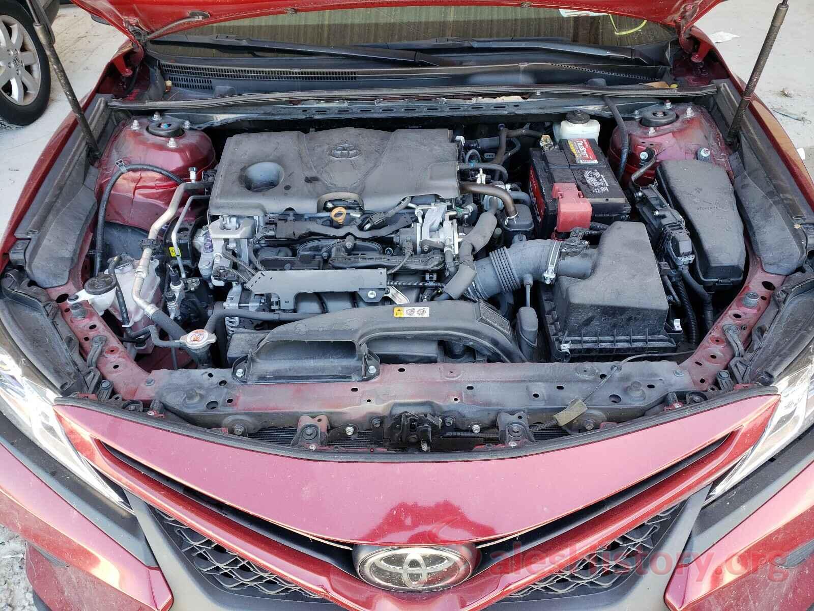 4T1B11HK1JU626910 2018 TOYOTA CAMRY