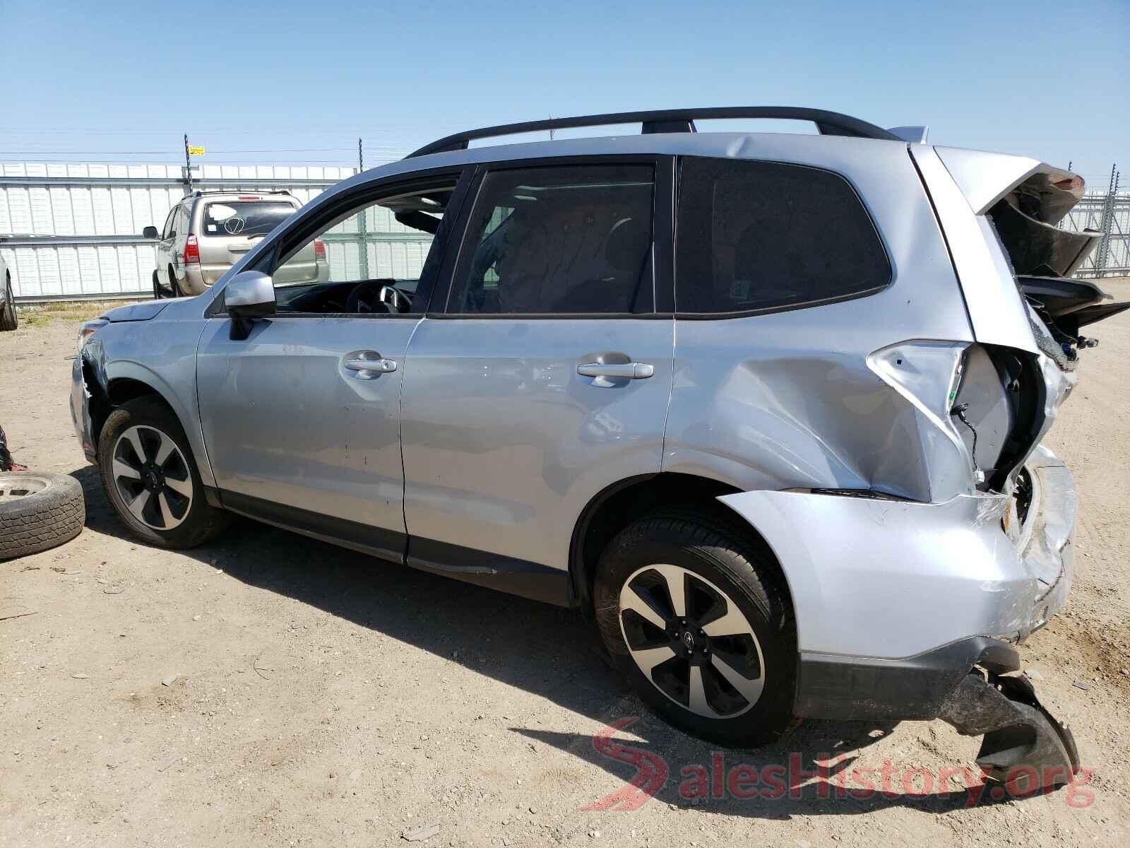 JF2SJAGC9JH450035 2018 SUBARU FORESTER