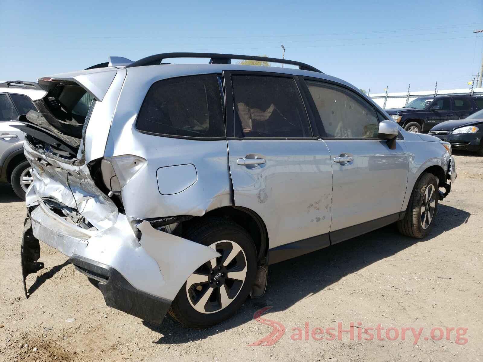 JF2SJAGC9JH450035 2018 SUBARU FORESTER