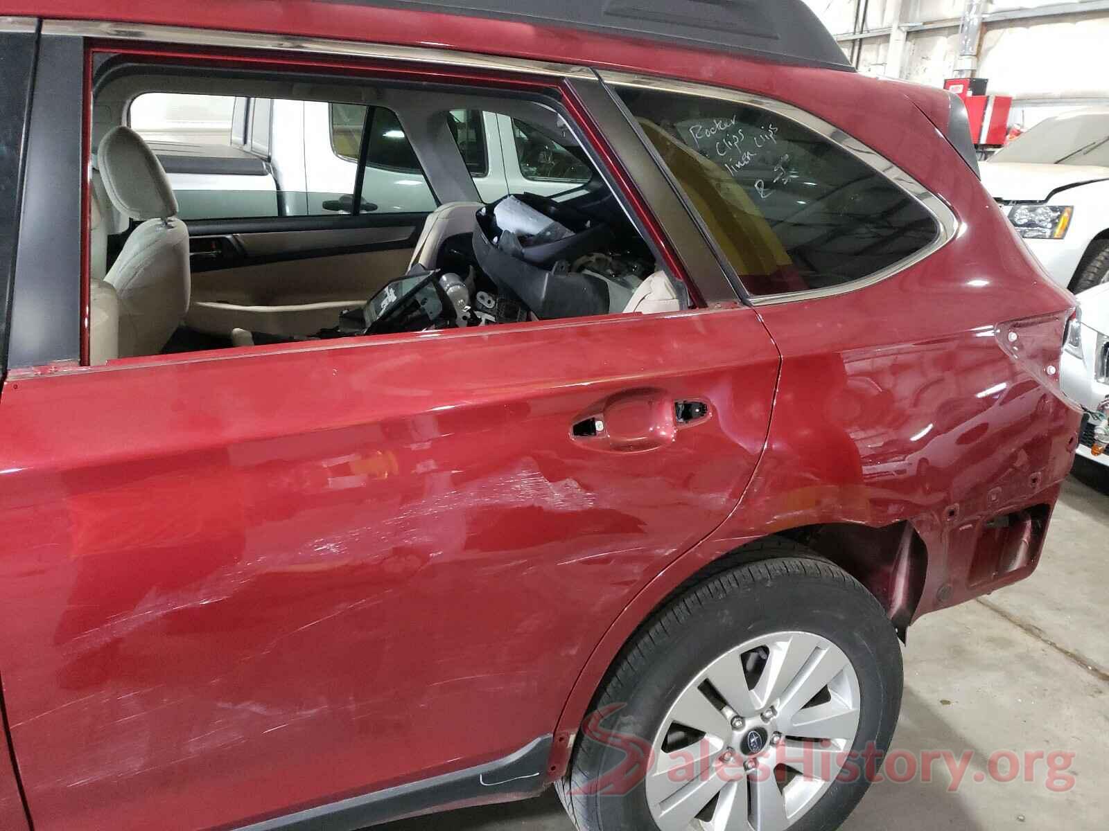 4S4BSACC3J3203264 2018 SUBARU OUTBACK