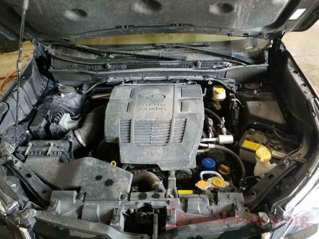 JF2SKACC7KH410993 2019 SUBARU FORESTER