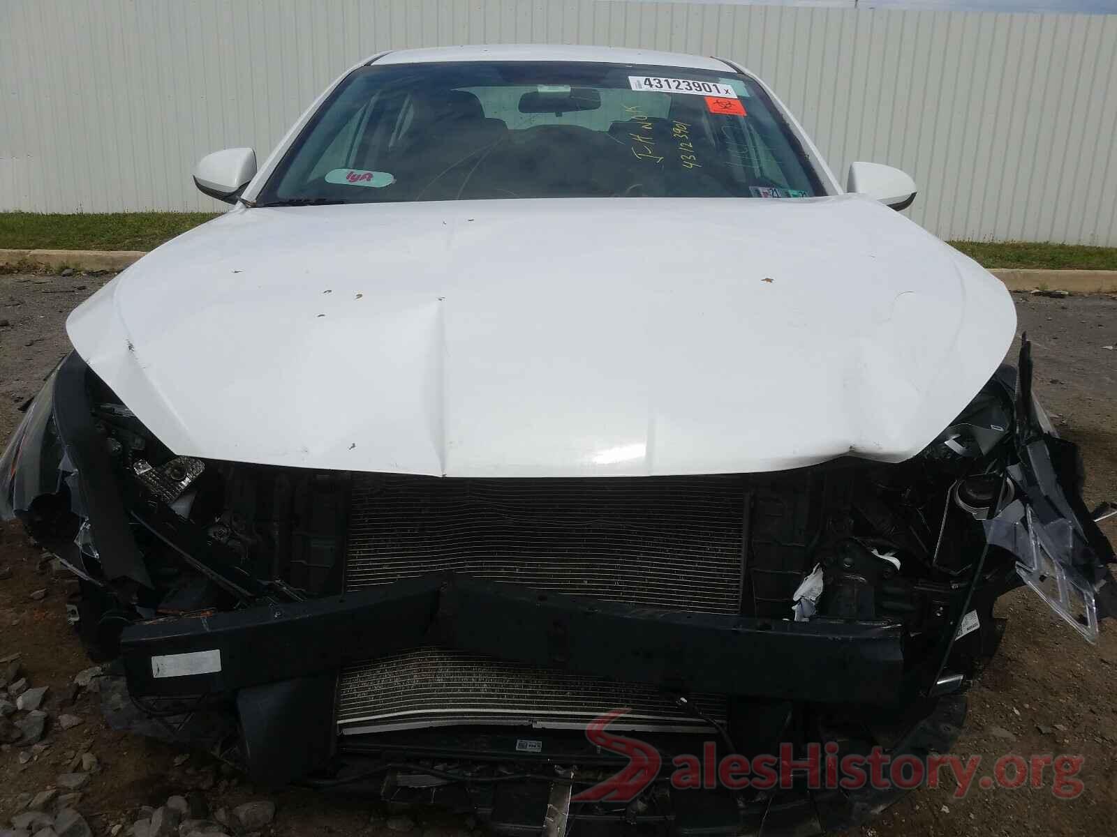 5NPD74LF3KH474678 2019 HYUNDAI ELANTRA