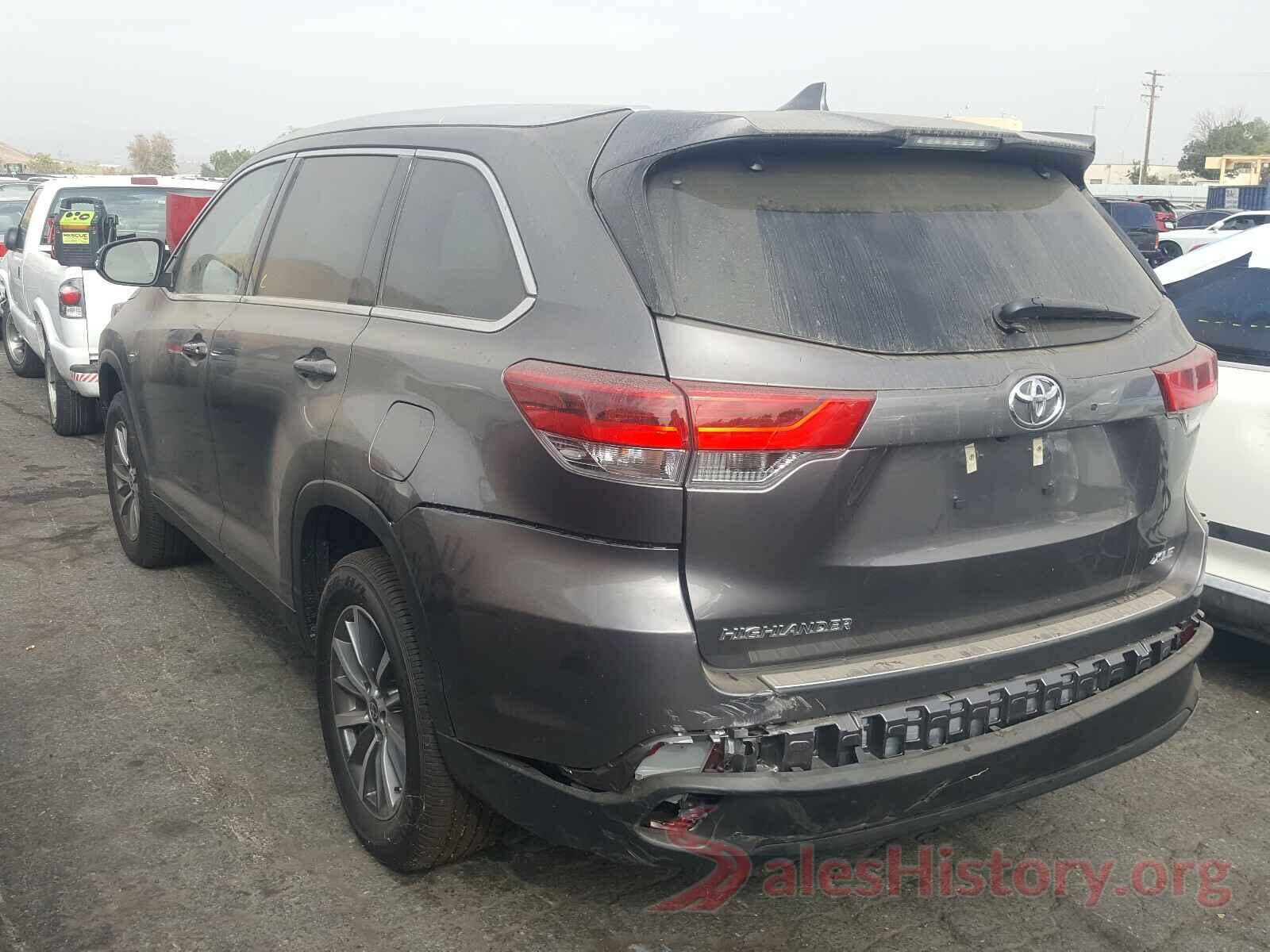 5TDKZRFH0KS574565 2019 TOYOTA HIGHLANDER