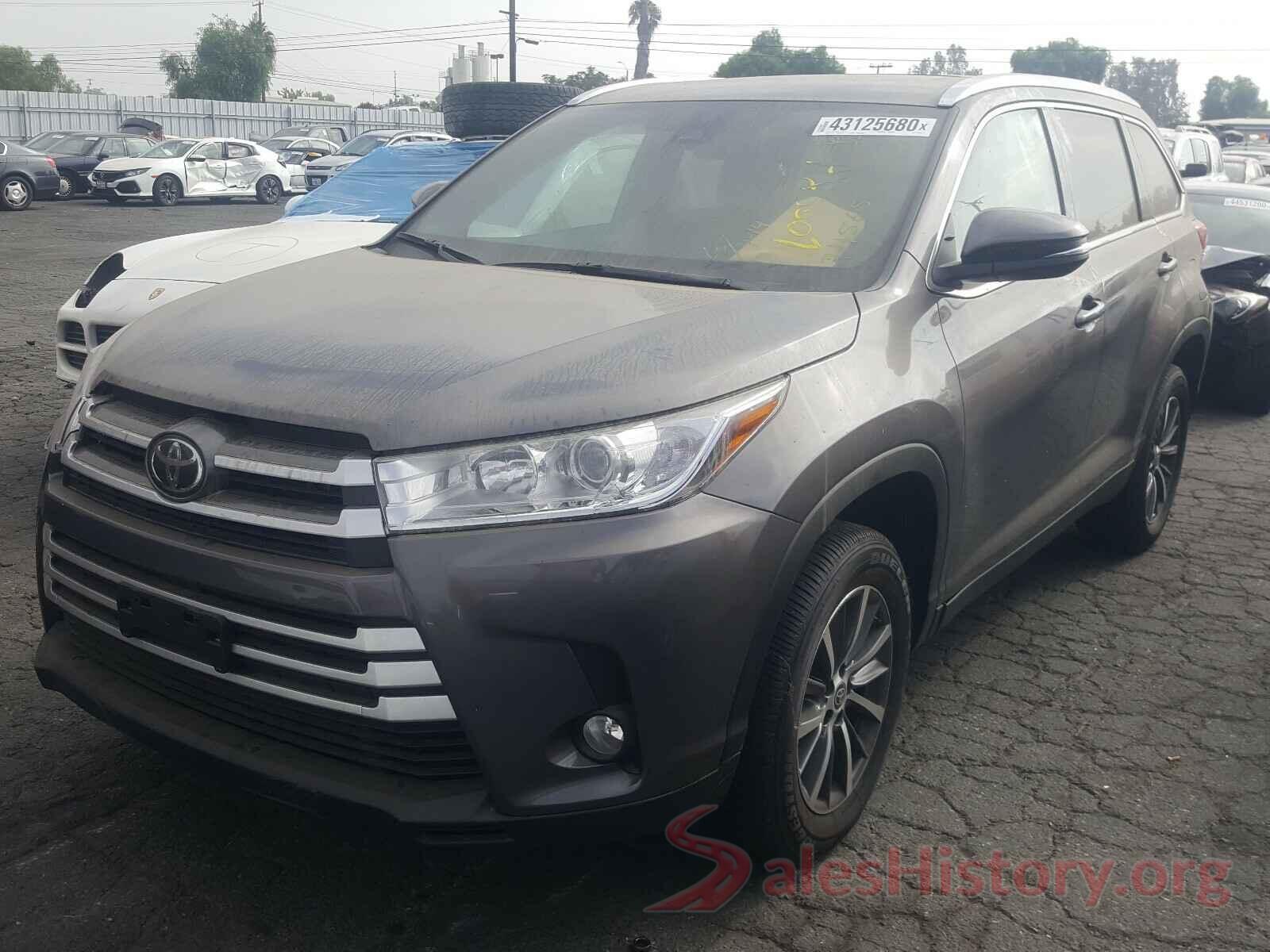 5TDKZRFH0KS574565 2019 TOYOTA HIGHLANDER