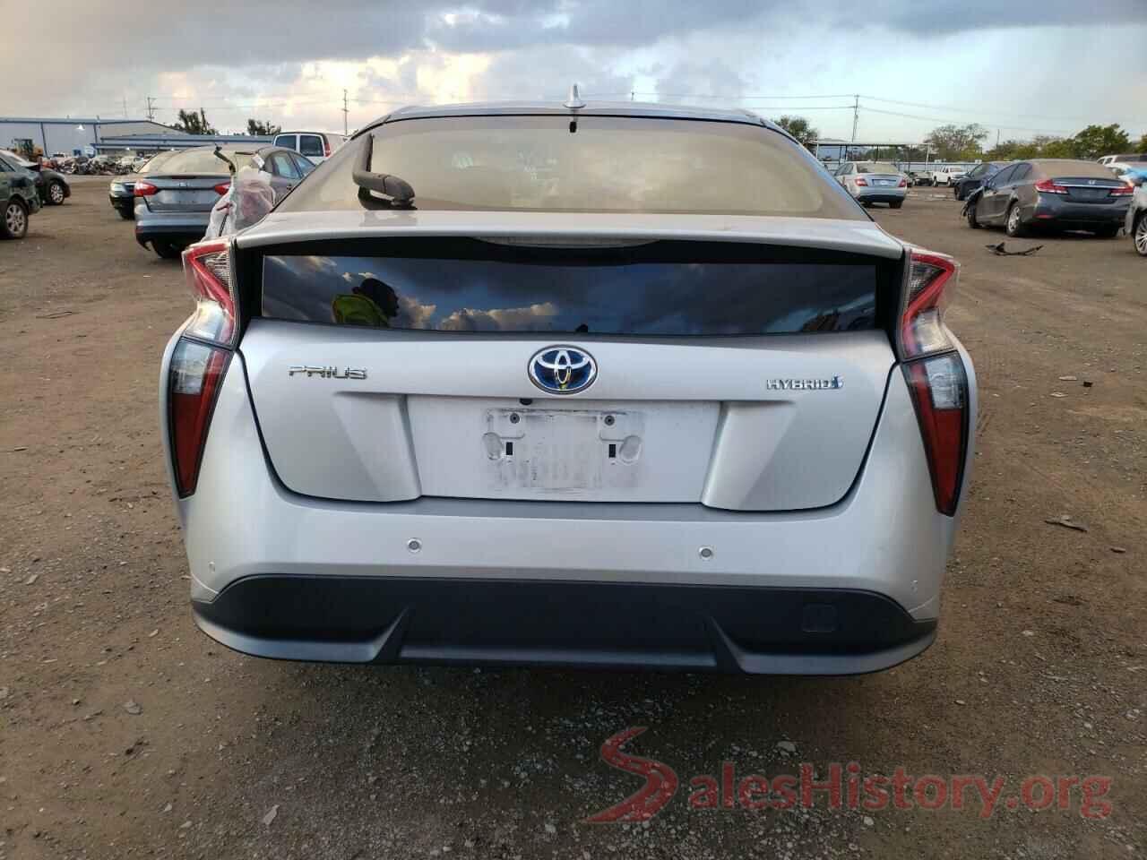 JTDKARFUXJ3554649 2018 TOYOTA PRIUS