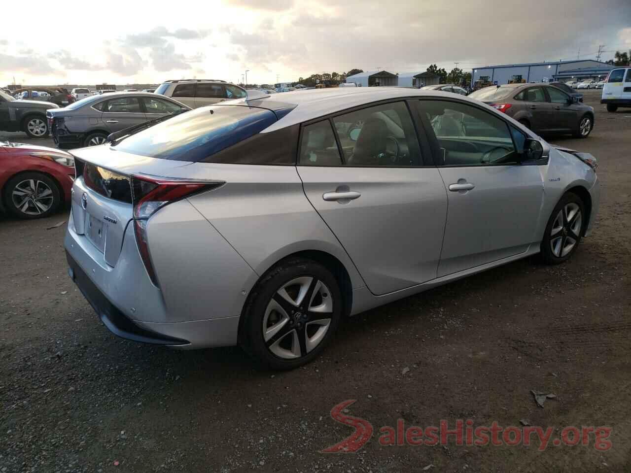 JTDKARFUXJ3554649 2018 TOYOTA PRIUS