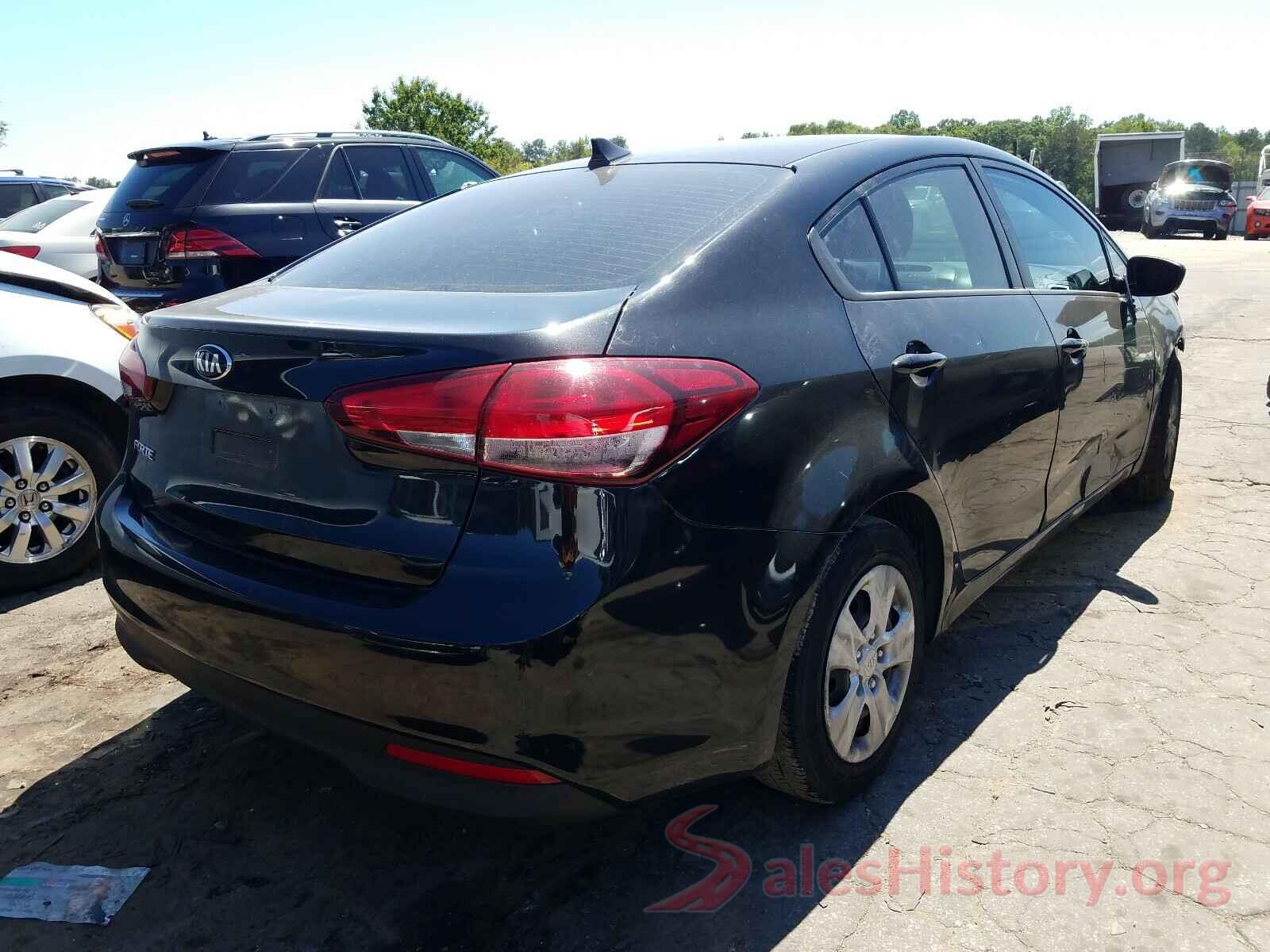 3KPFK4A75HE064111 2017 KIA FORTE