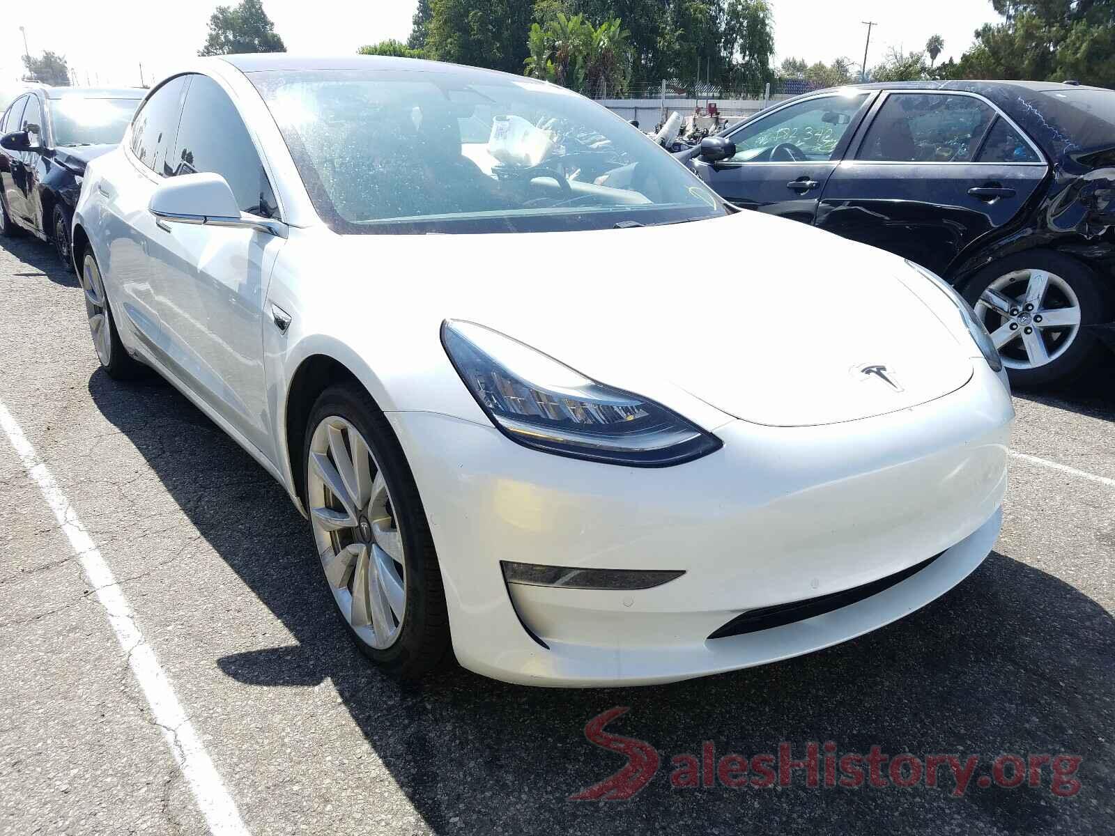 5YJ3E1EA0JF165068 2018 TESLA MODEL 3