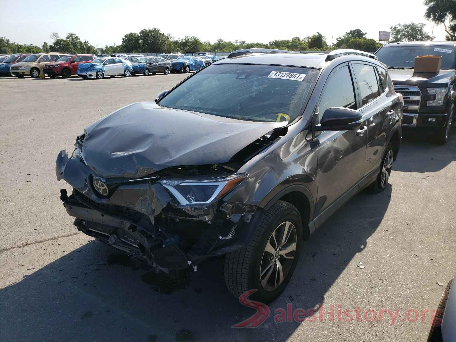 JTMWFREV7JJ752842 2018 TOYOTA RAV4