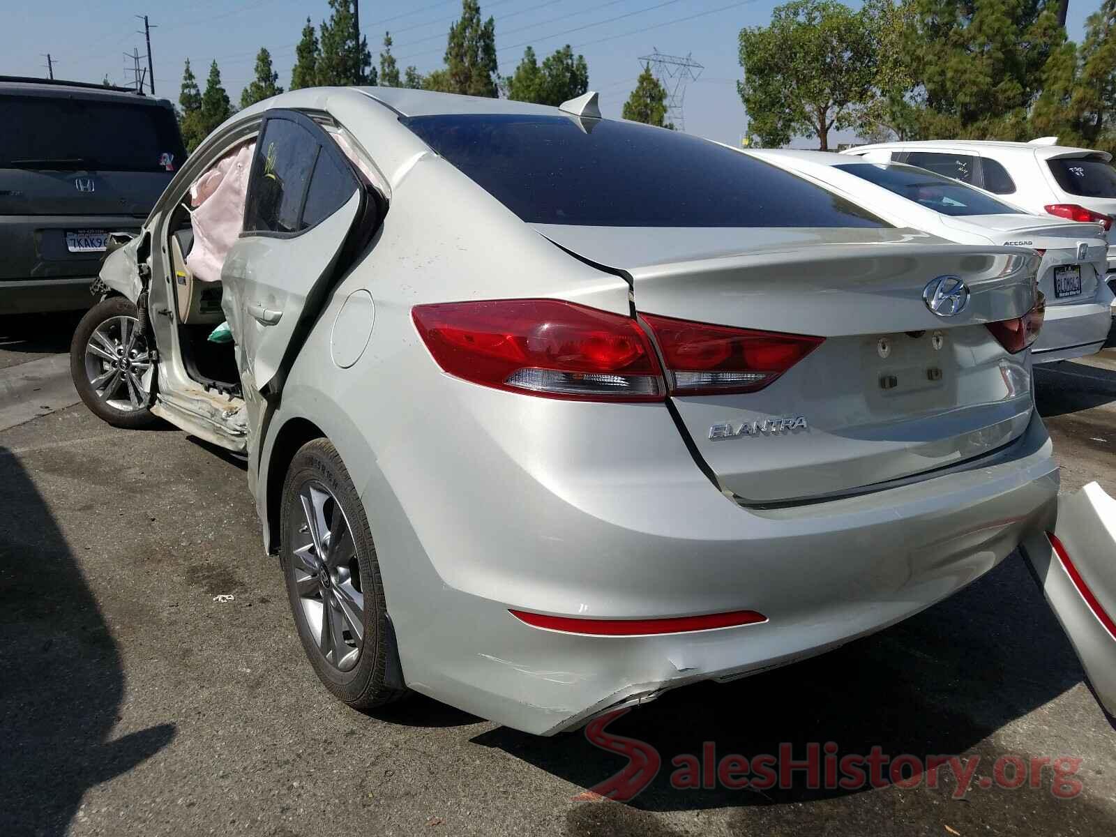 KMHD84LF2JU588586 2018 HYUNDAI ELANTRA