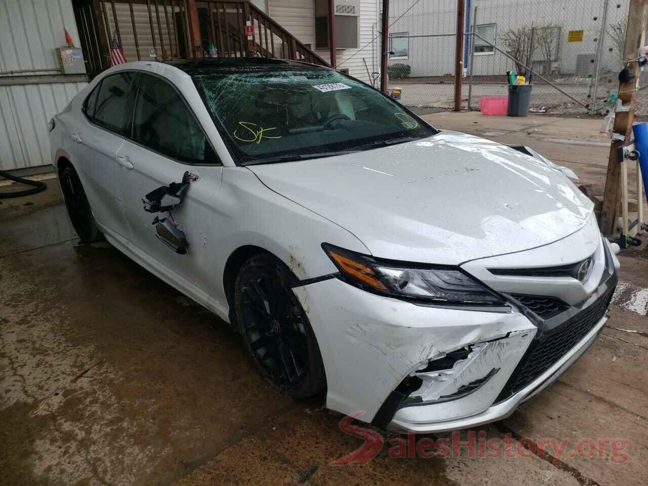 4T1K61AK6MU532666 2021 TOYOTA CAMRY