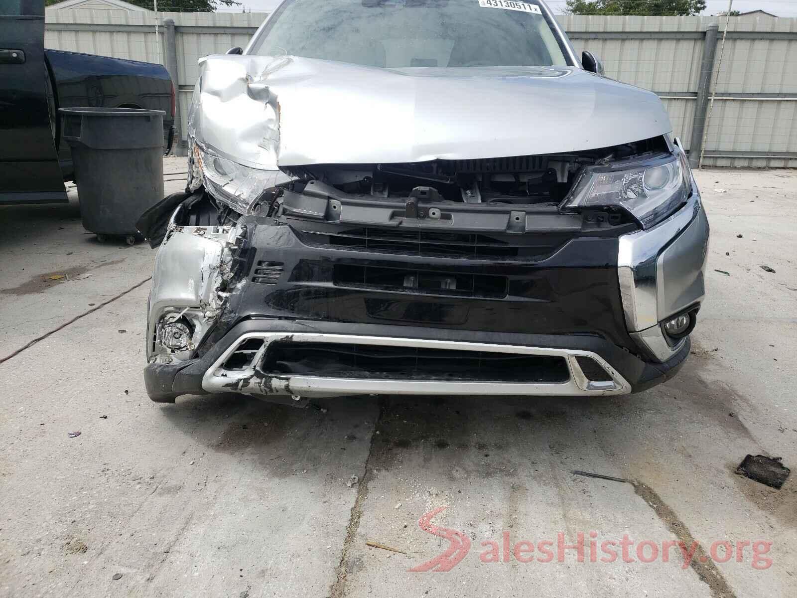 JA4AD3A35LZ021486 2020 MITSUBISHI OUTLANDER