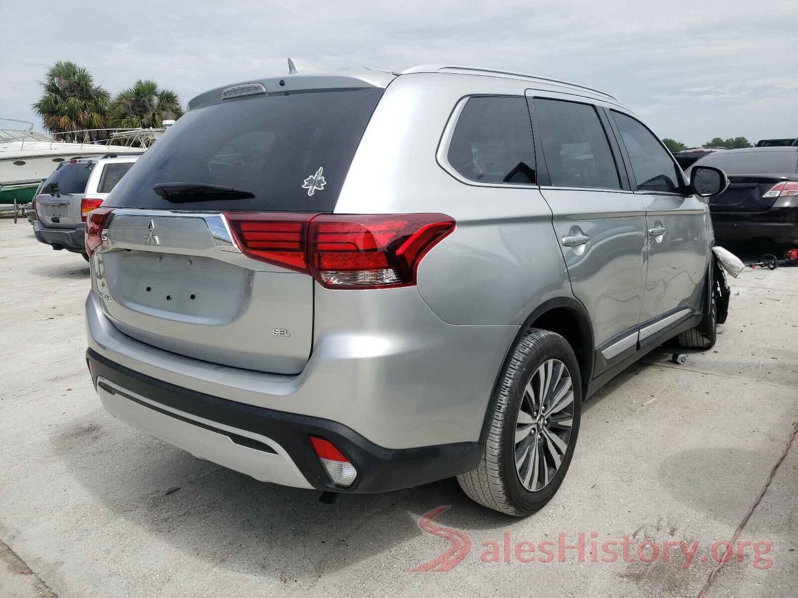 JA4AD3A35LZ021486 2020 MITSUBISHI OUTLANDER