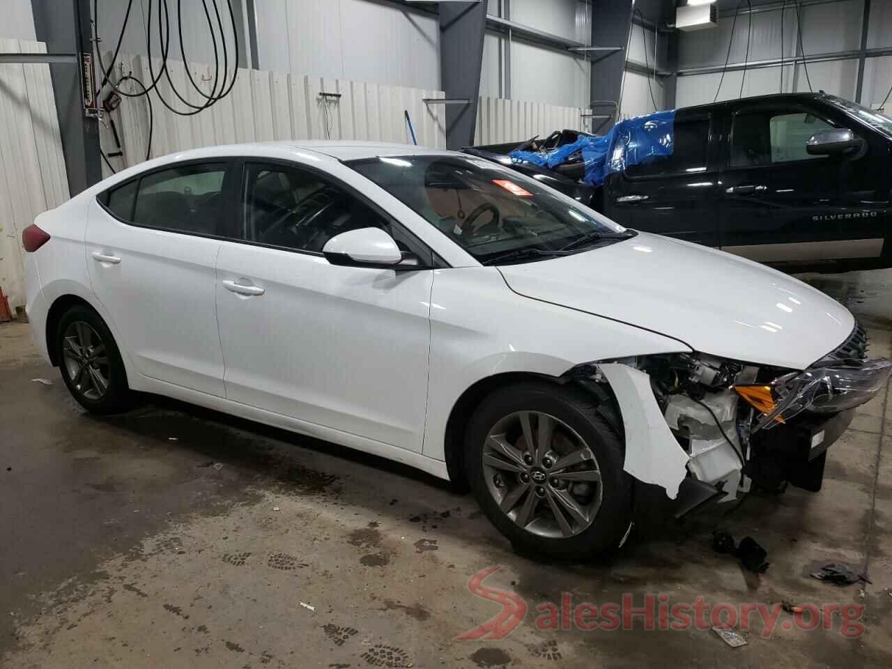 5NPD84LFXJH239528 2018 HYUNDAI ELANTRA