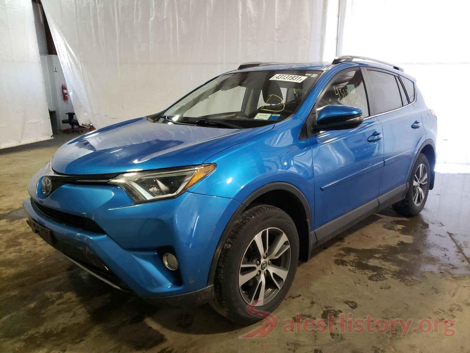 JTMRFREV5JD236698 2018 TOYOTA RAV4