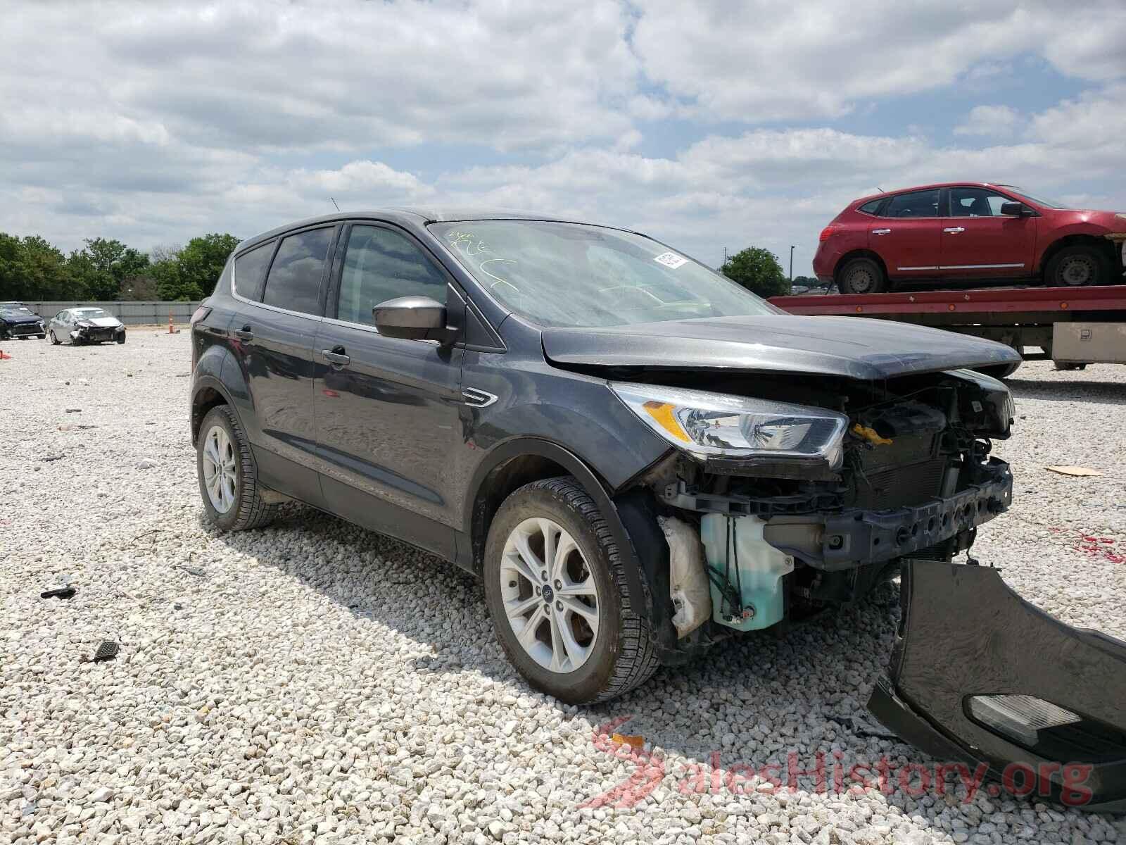 1FMCU9GD8HUE49568 2017 FORD ESCAPE