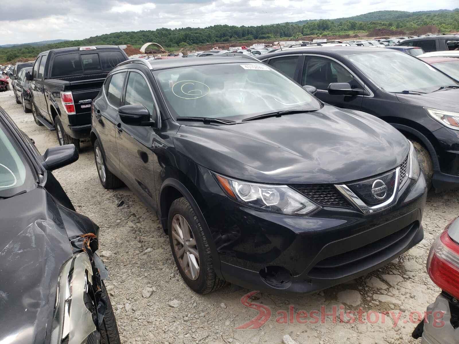 JN1BJ1CP6JW193325 2018 NISSAN ROGUE