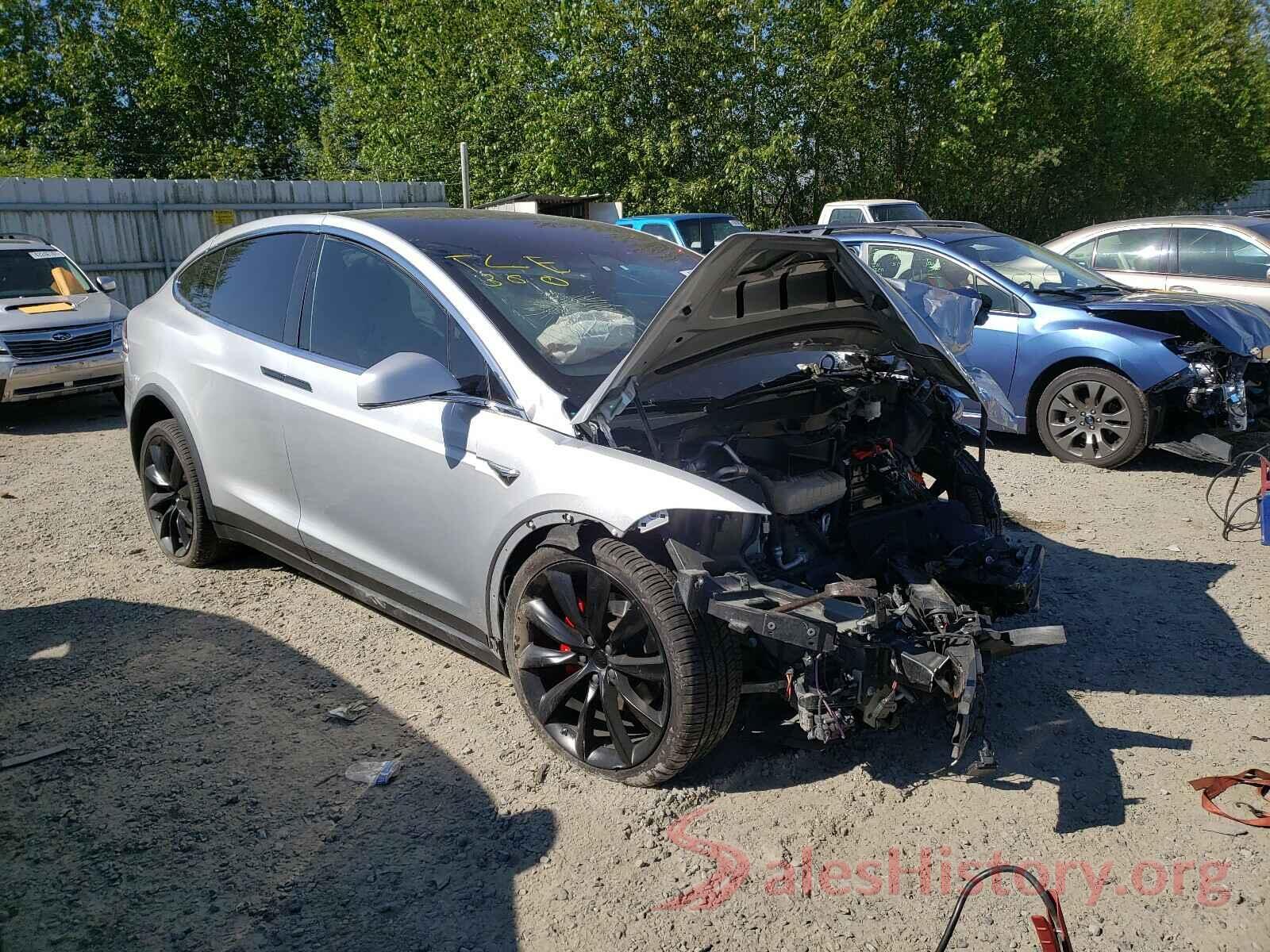 5YJXCBE41JF120339 2018 TESLA MODEL X