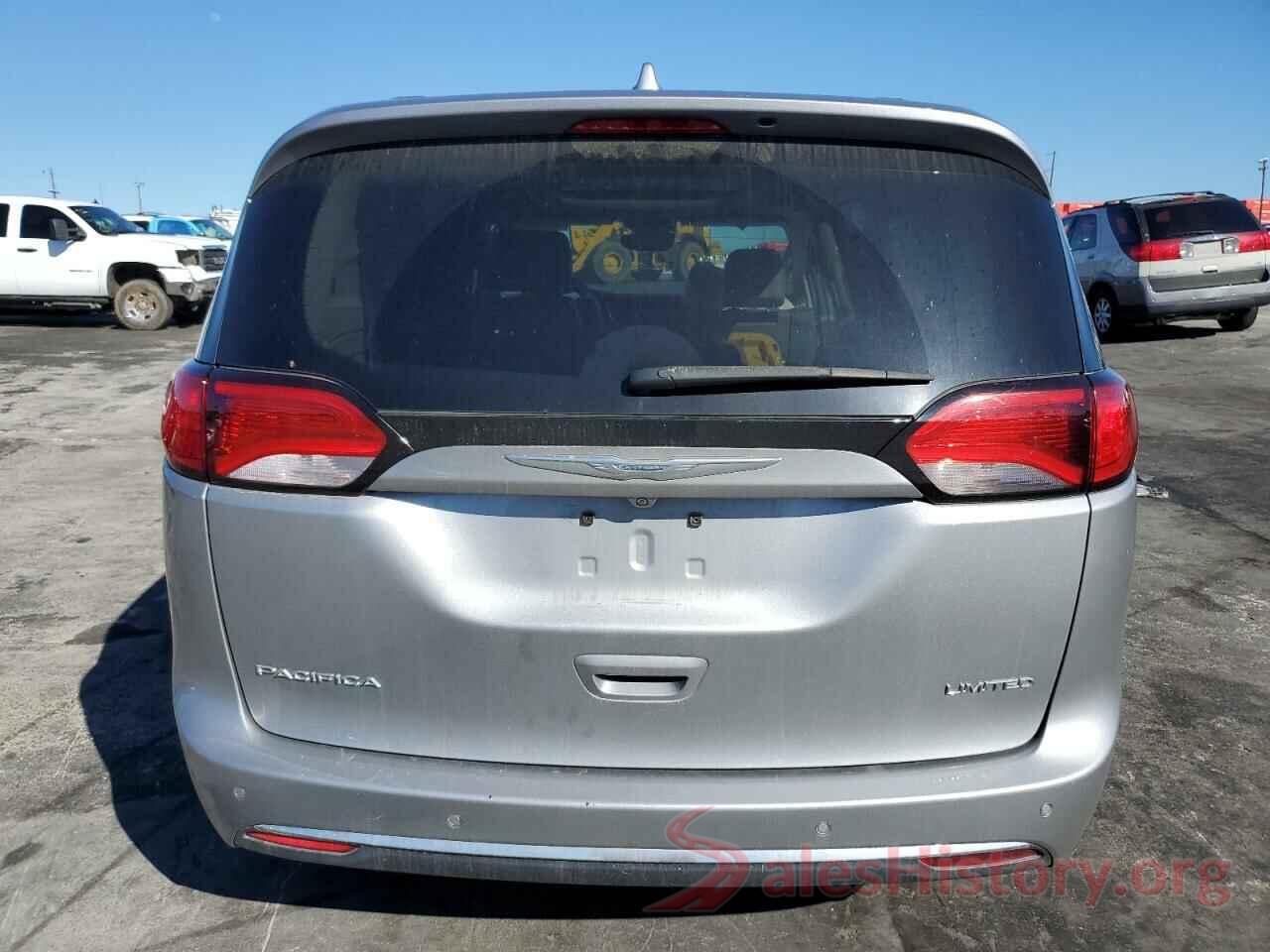 2C4RC1GG2JR106769 2018 CHRYSLER PACIFICA