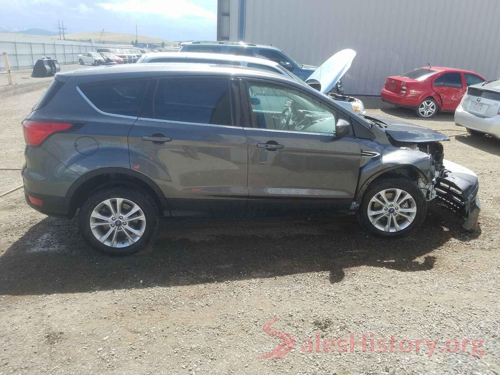 1FMCU9GDXKUA42438 2019 FORD ESCAPE