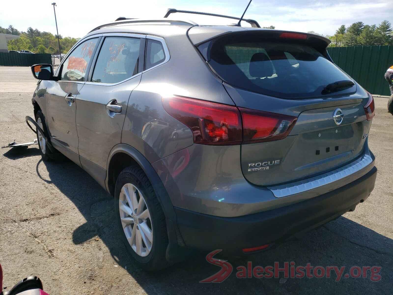 JN1BJ1CR3JW203889 2018 NISSAN ROGUE