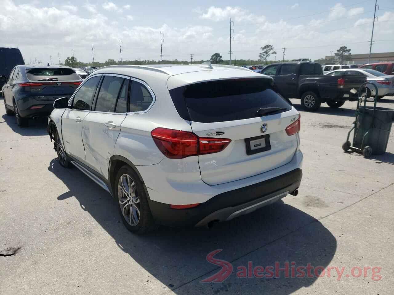 WBXHU7C31H5H35287 2017 BMW X1