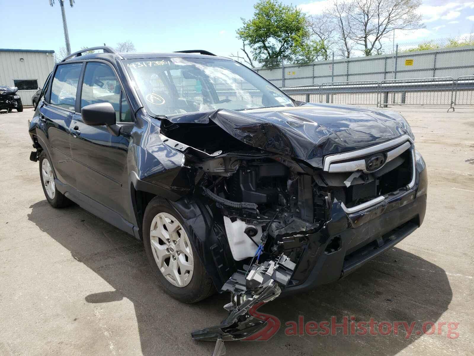 JF2SKACC9KH465946 2019 SUBARU FORESTER