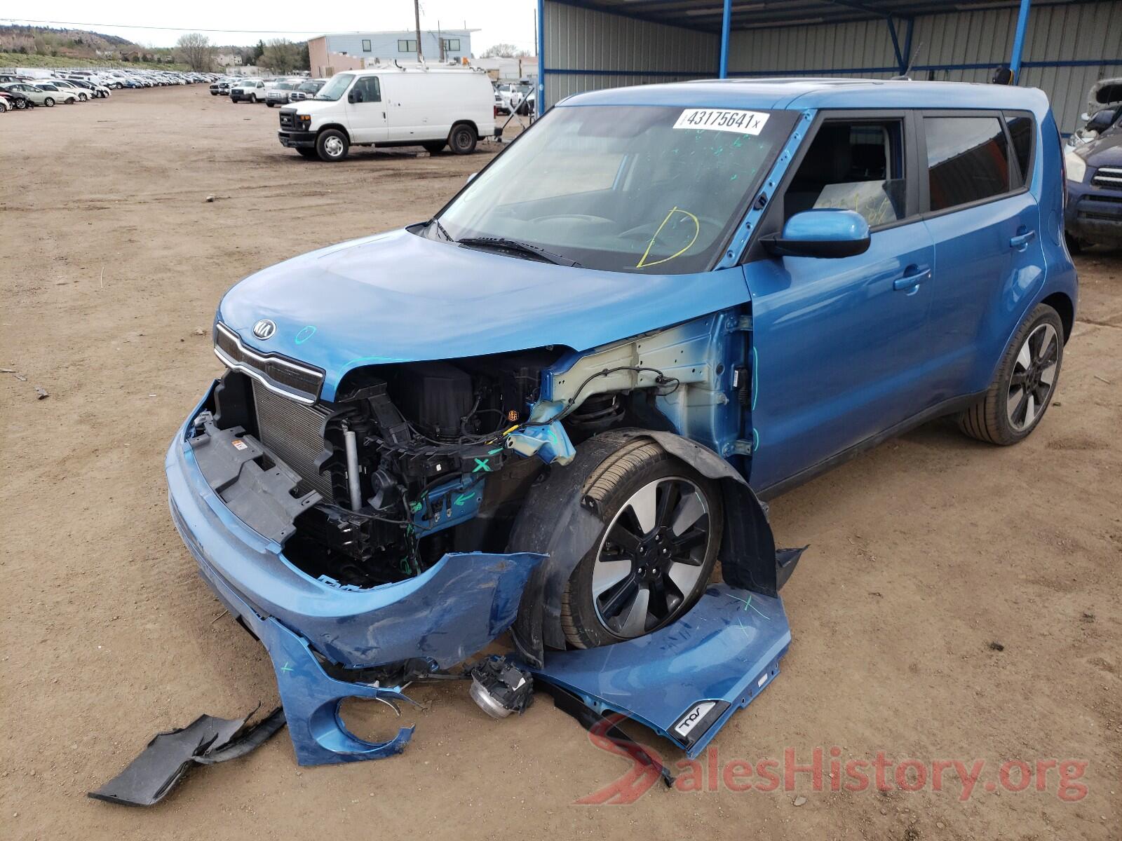 KNDJP3A57J7572140 2018 KIA SOUL