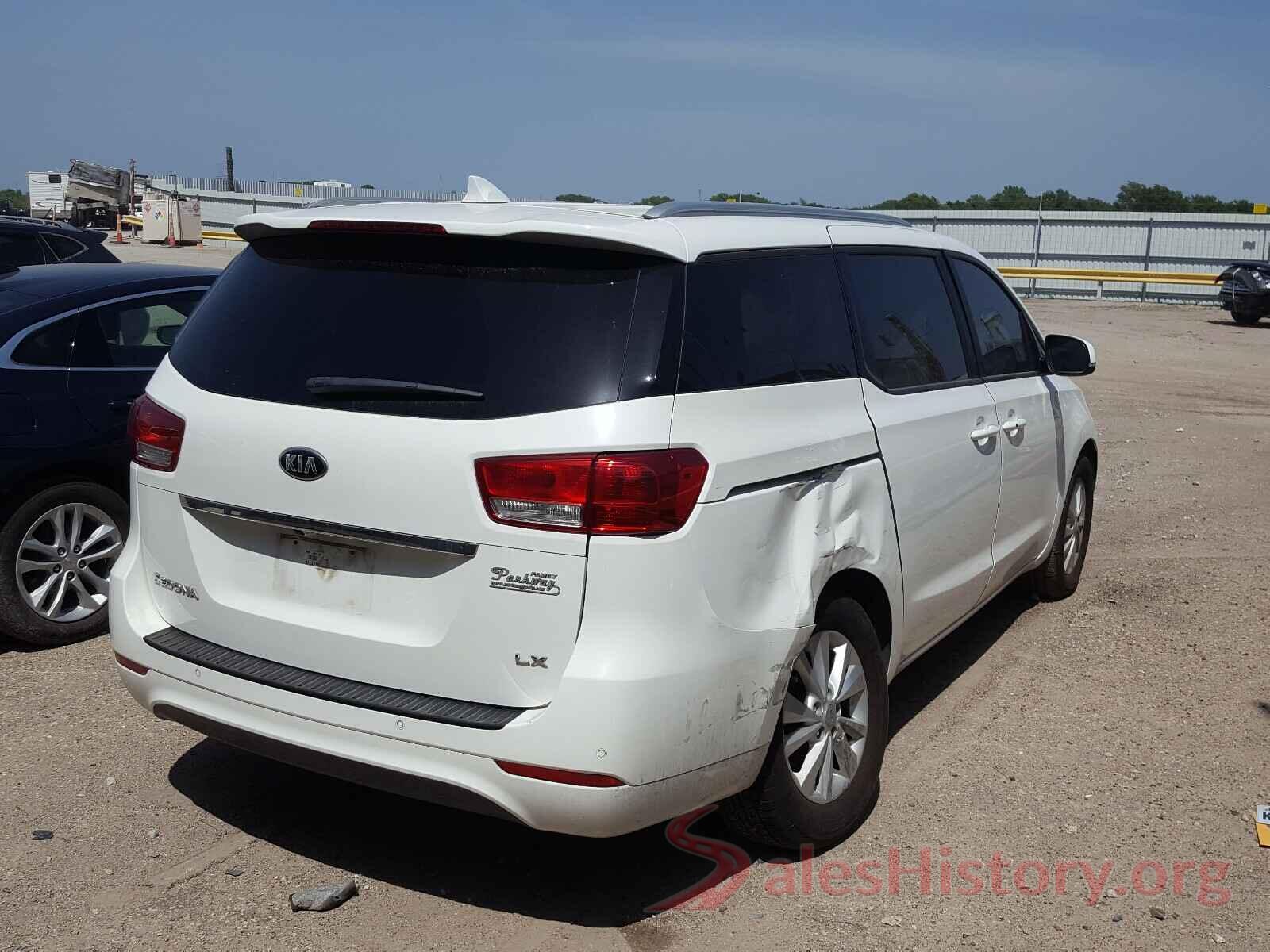 KNDMB5C10J6403052 2018 KIA SEDONA