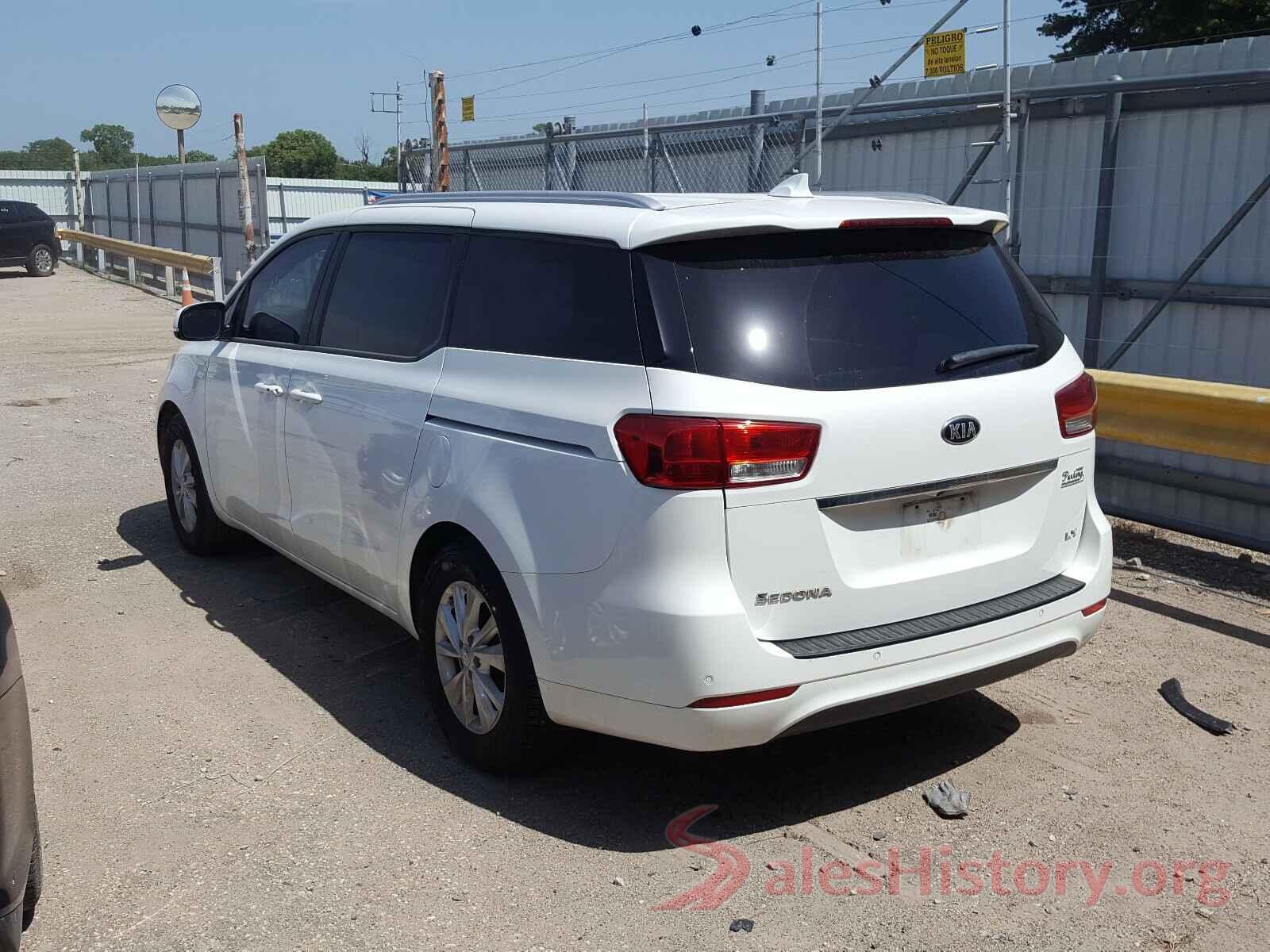 KNDMB5C10J6403052 2018 KIA SEDONA