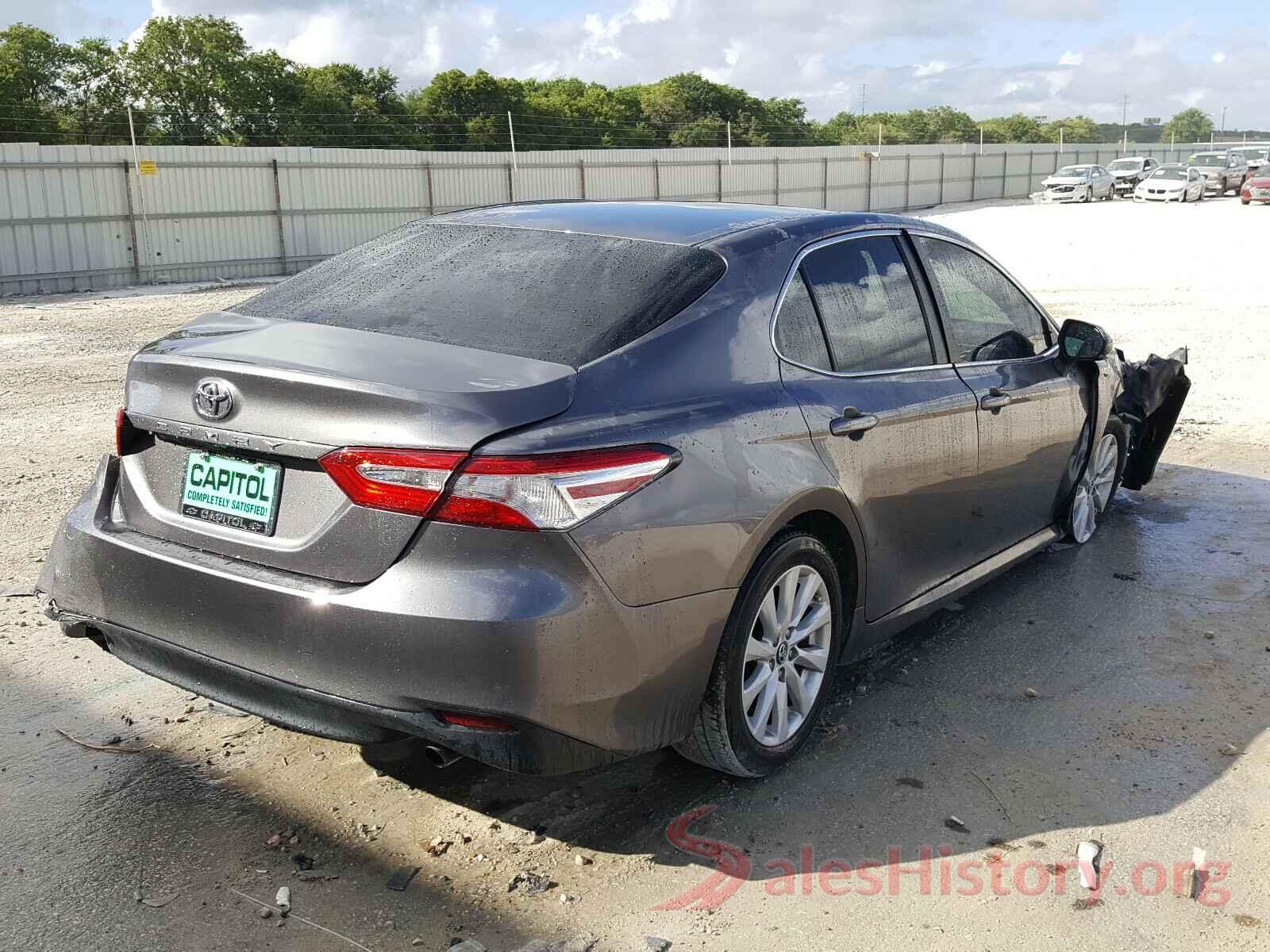 4T1B11HK8JU050121 2018 TOYOTA CAMRY