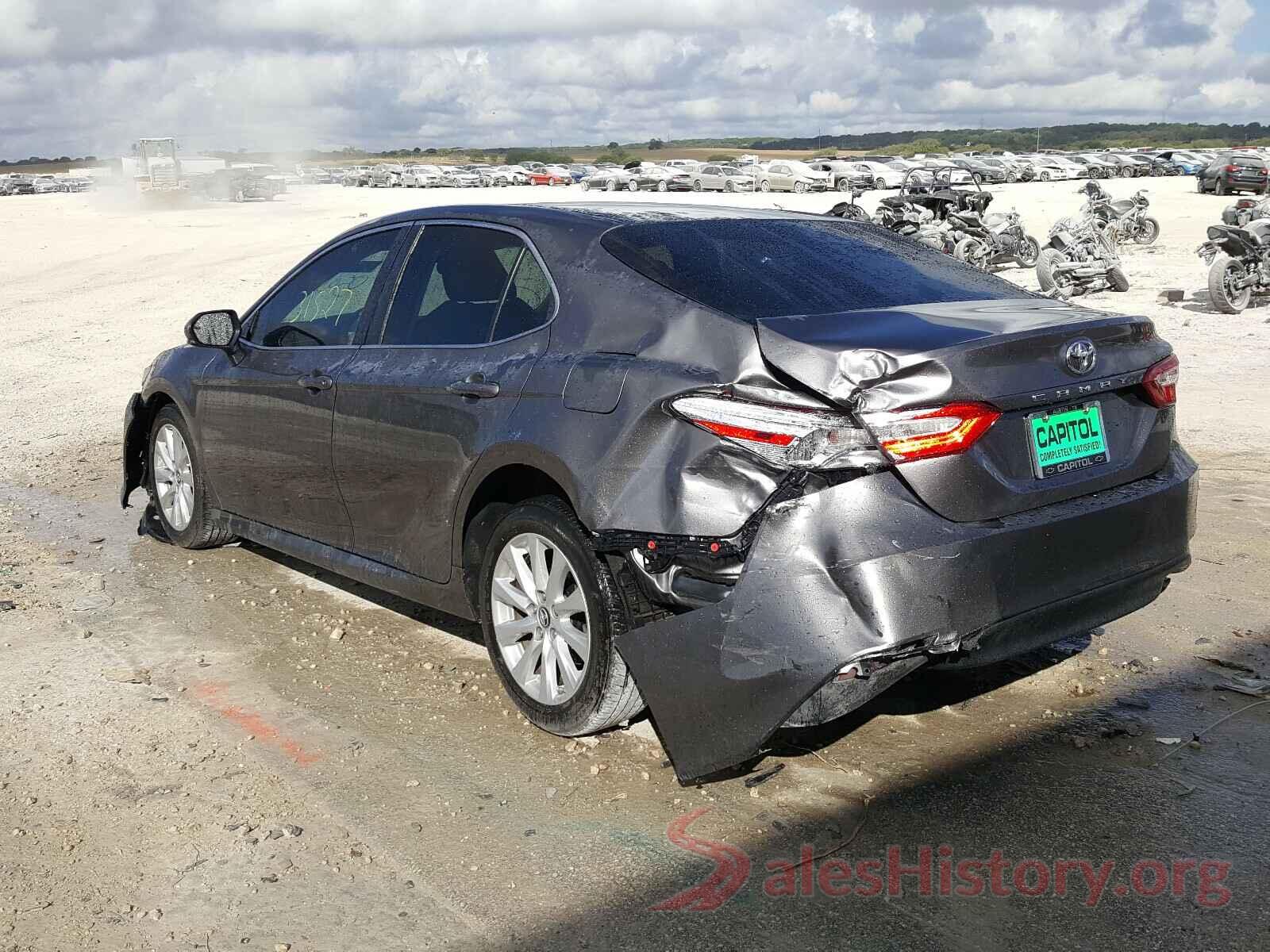 4T1B11HK8JU050121 2018 TOYOTA CAMRY