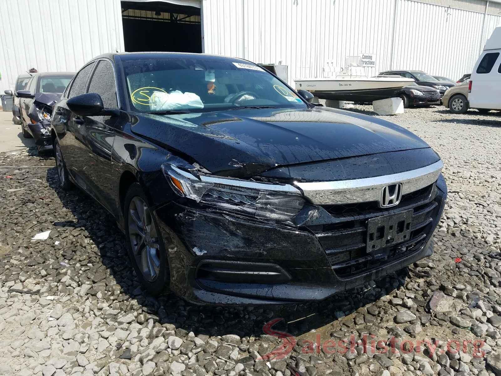 1HGCV1F18JA058178 2018 HONDA ACCORD