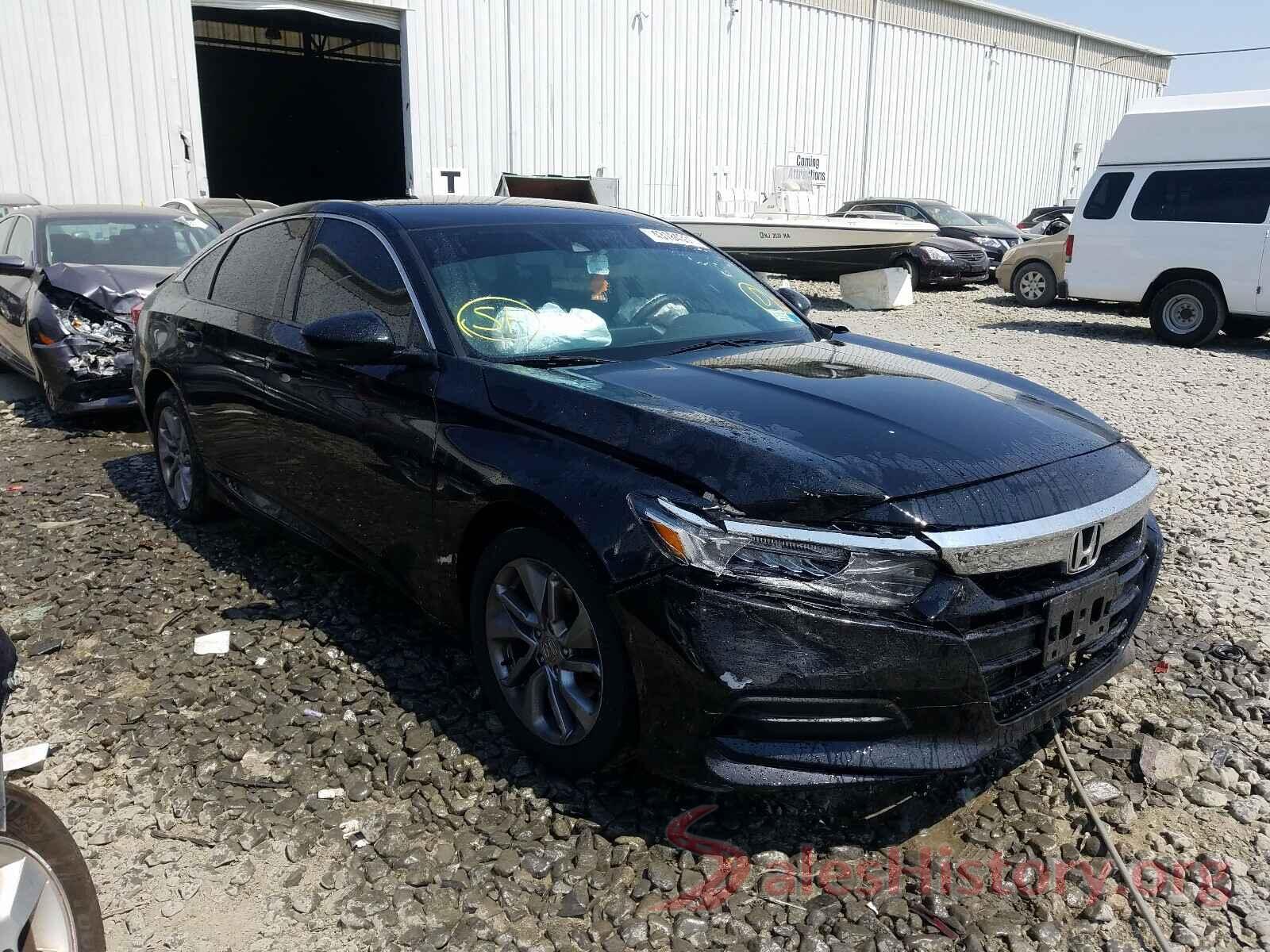 1HGCV1F18JA058178 2018 HONDA ACCORD