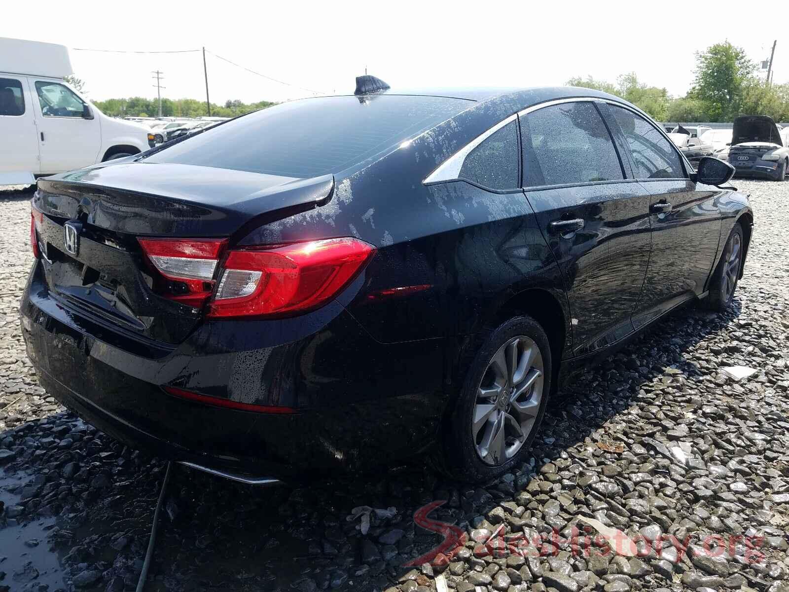 1HGCV1F18JA058178 2018 HONDA ACCORD