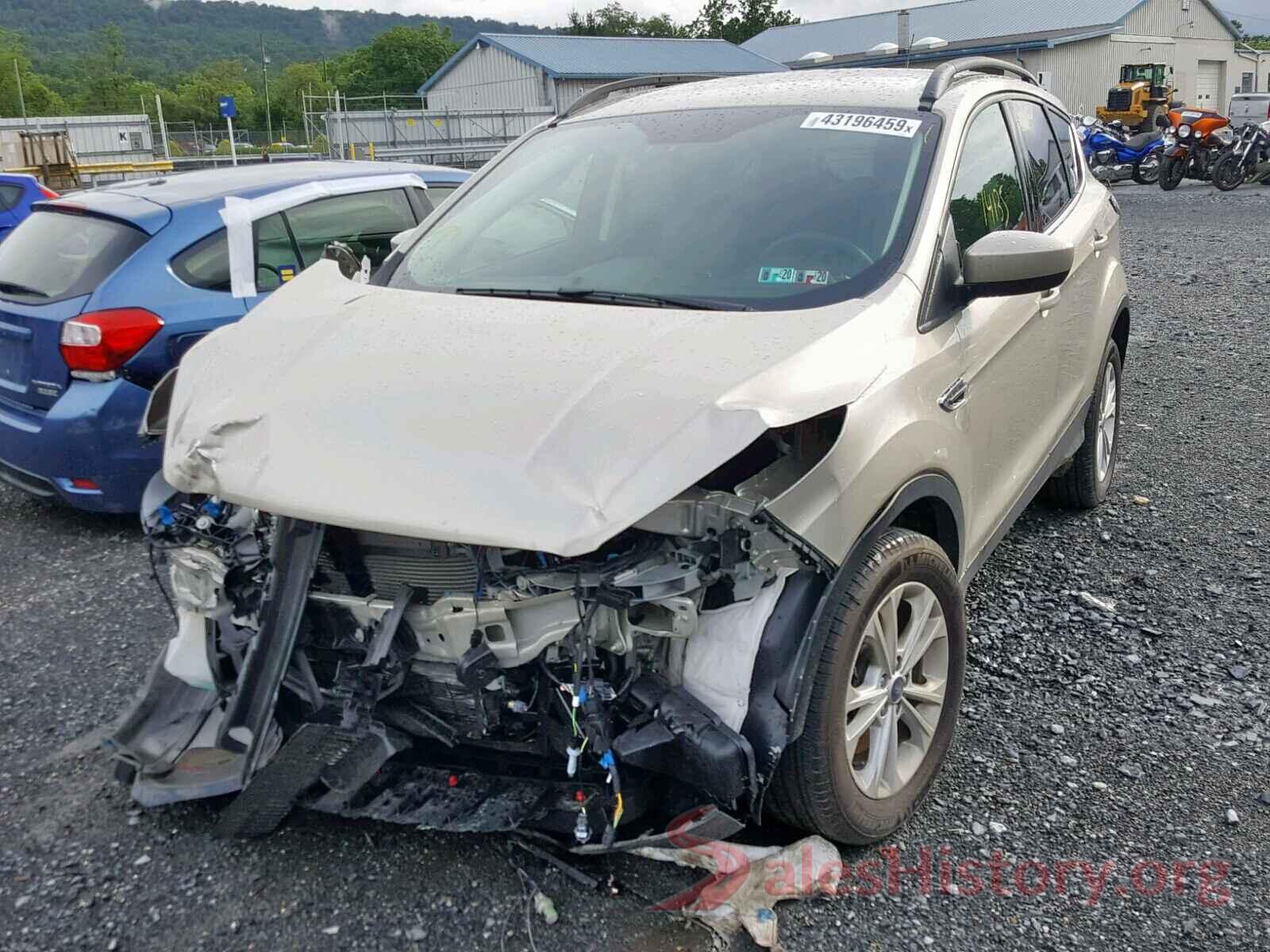 1FMCU9GD0JUB34771 2018 FORD ESCAPE SE